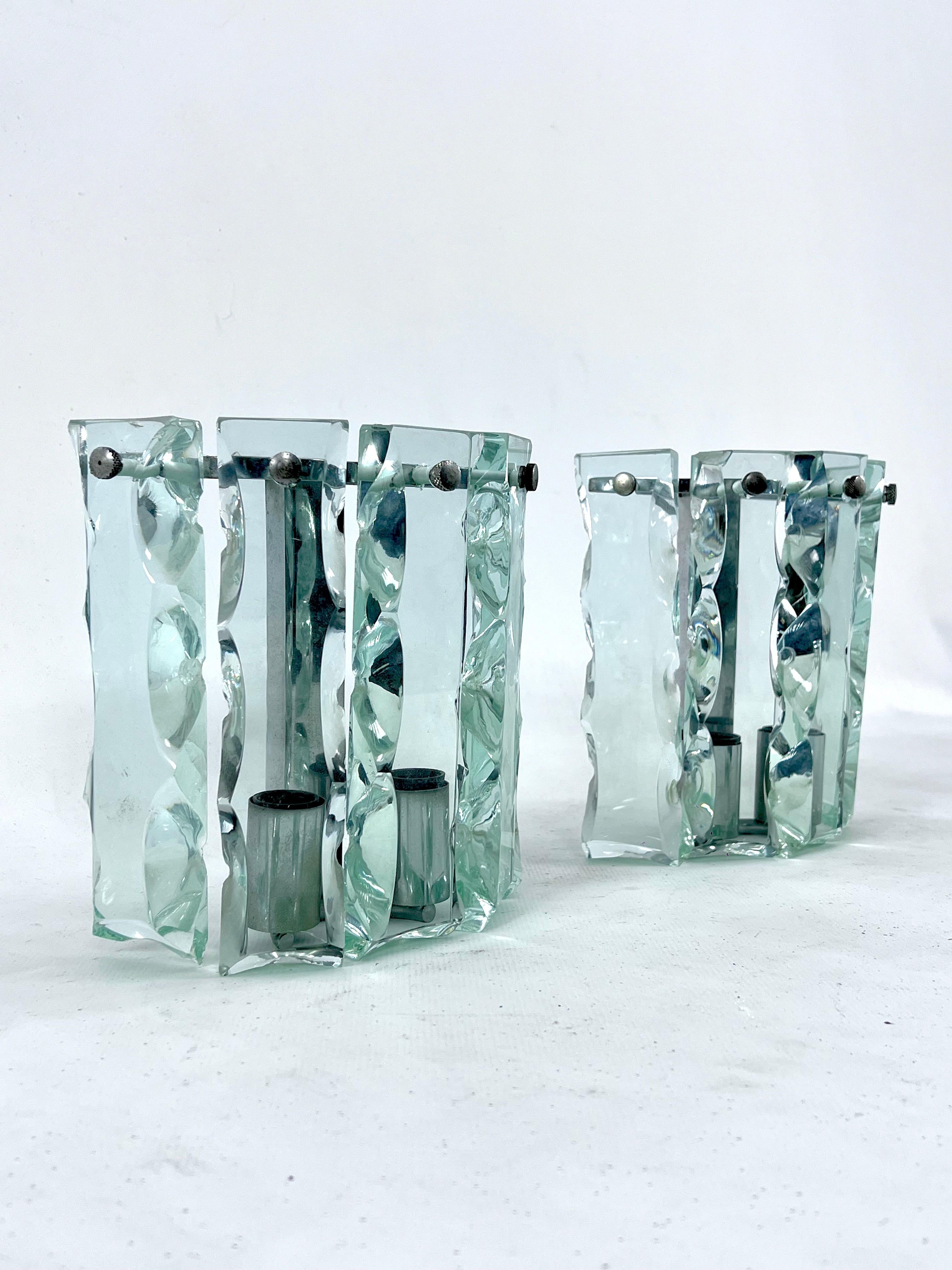 20th Century Midcentury Set of Two Cut Glass Sconces by Zero Quattro, Italy, 1970s For Sale