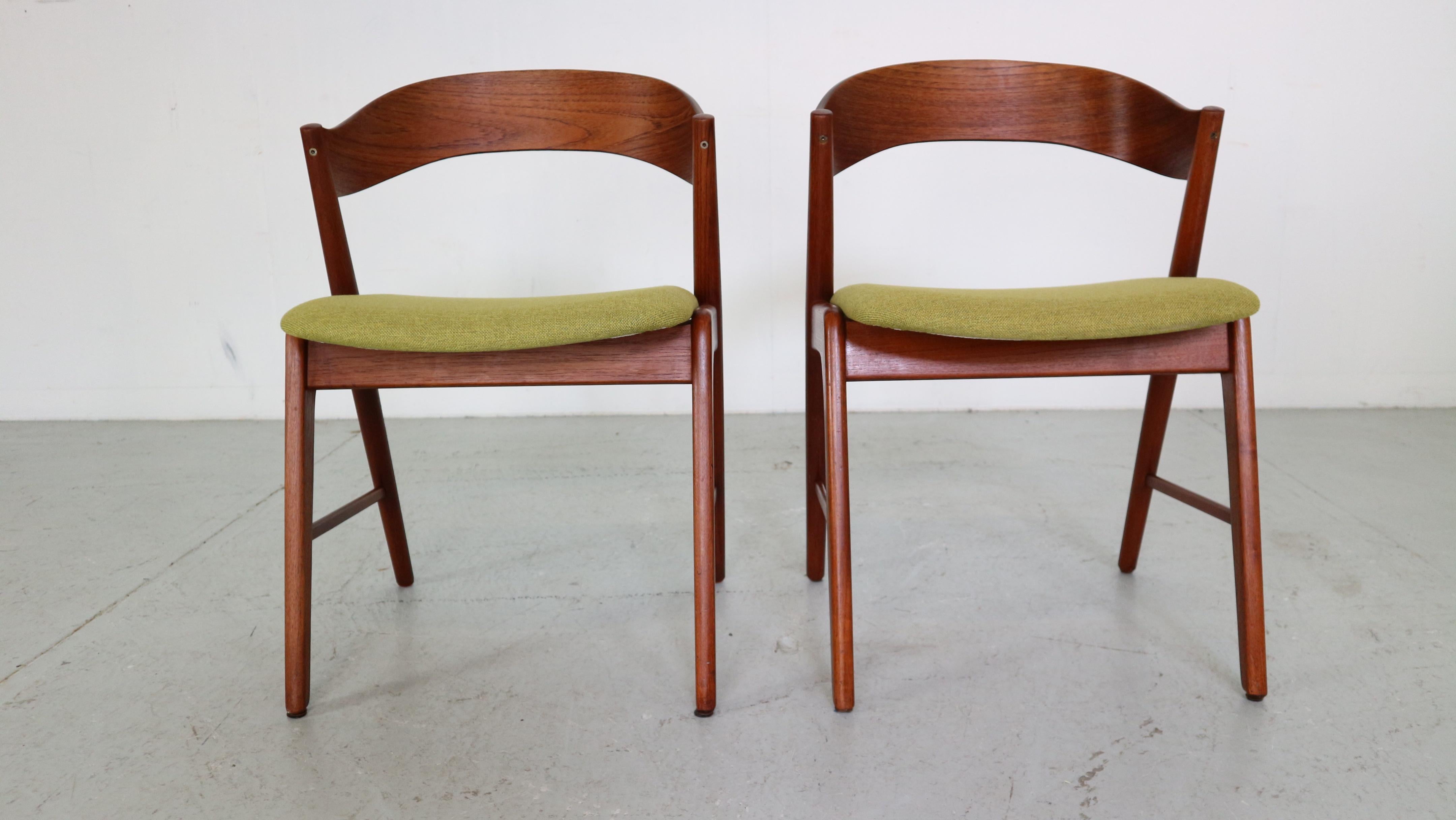 Mid-Century Modern Mid- Century Set Of Two Organic Shape Teak Dinning Room Chairs, 1960 Denmark