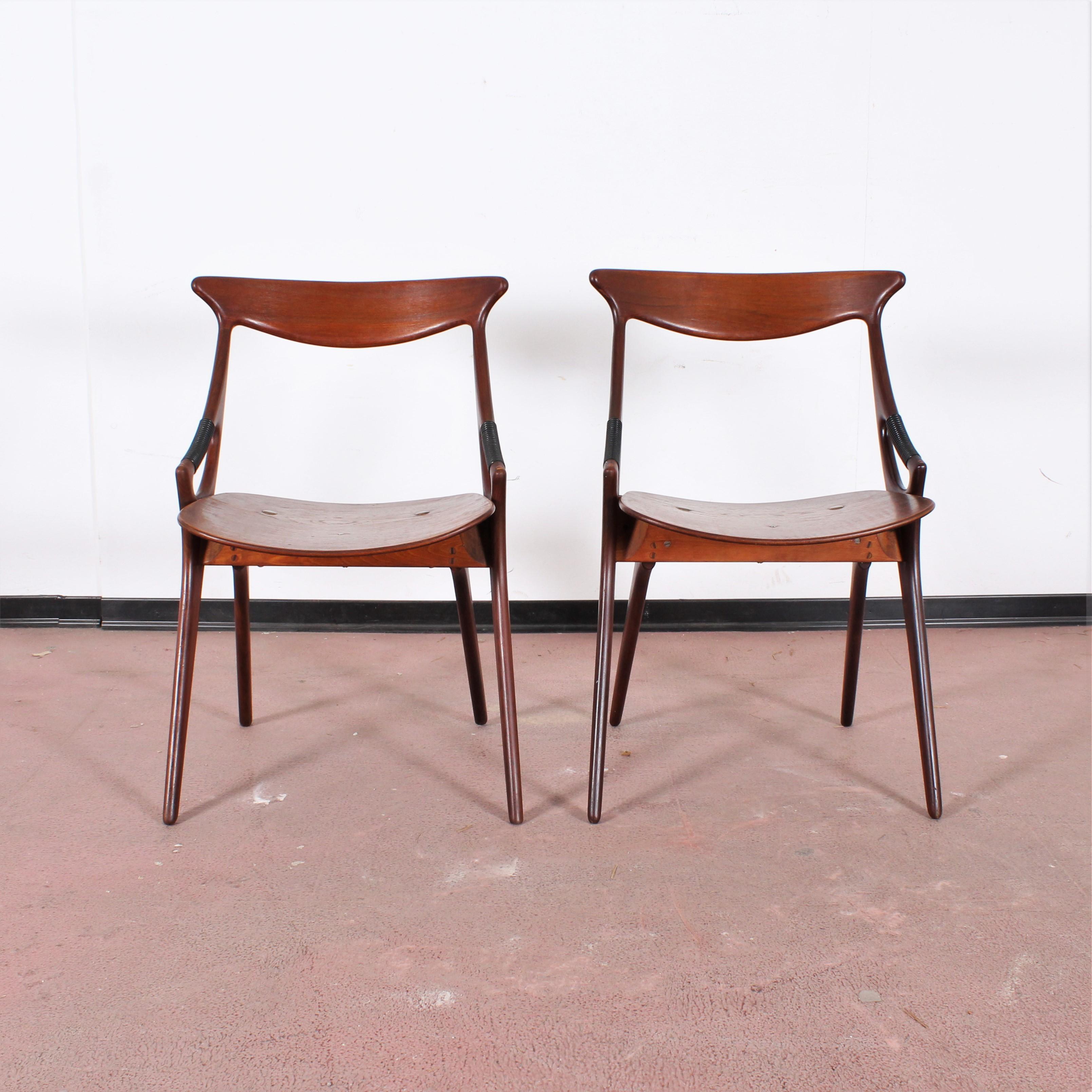 A set of four Arne Hovmand-Olsen teak chairs, Mogens Kold, A/S Kerteminde, Denmark, 1950s.
Three marked with metal plate: MK CRAFTMANSHIP MADE IN DENMARK.
Wear consistent with age and use.