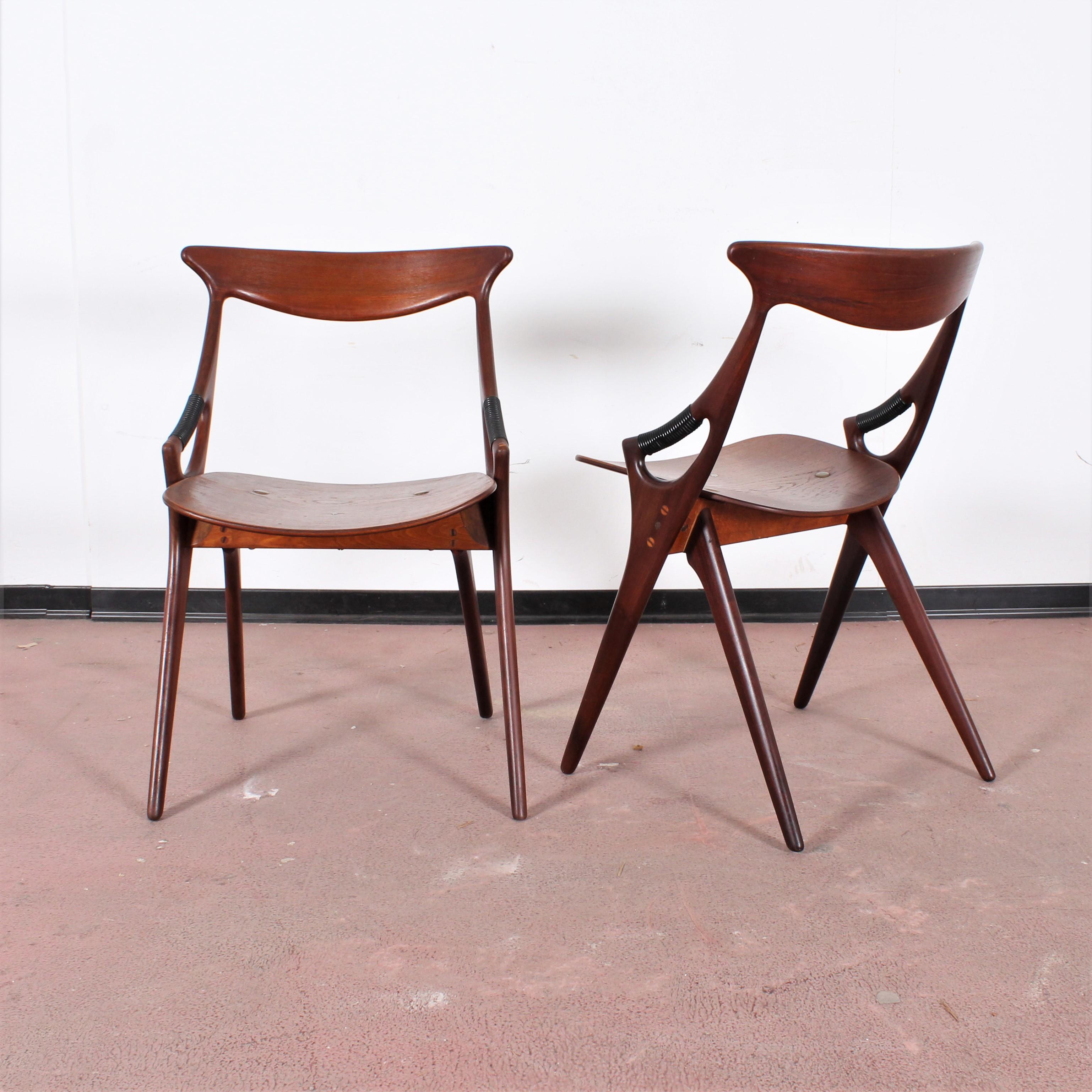 Mid-Century Modern Midcentury, Set of Two Teak Danish Chair by Hovmand-Olsen for M.K., Denmark 50's