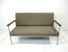 Poltrona con divano di Janet Nelson, stile metà secolo, di Janet Rosenblum