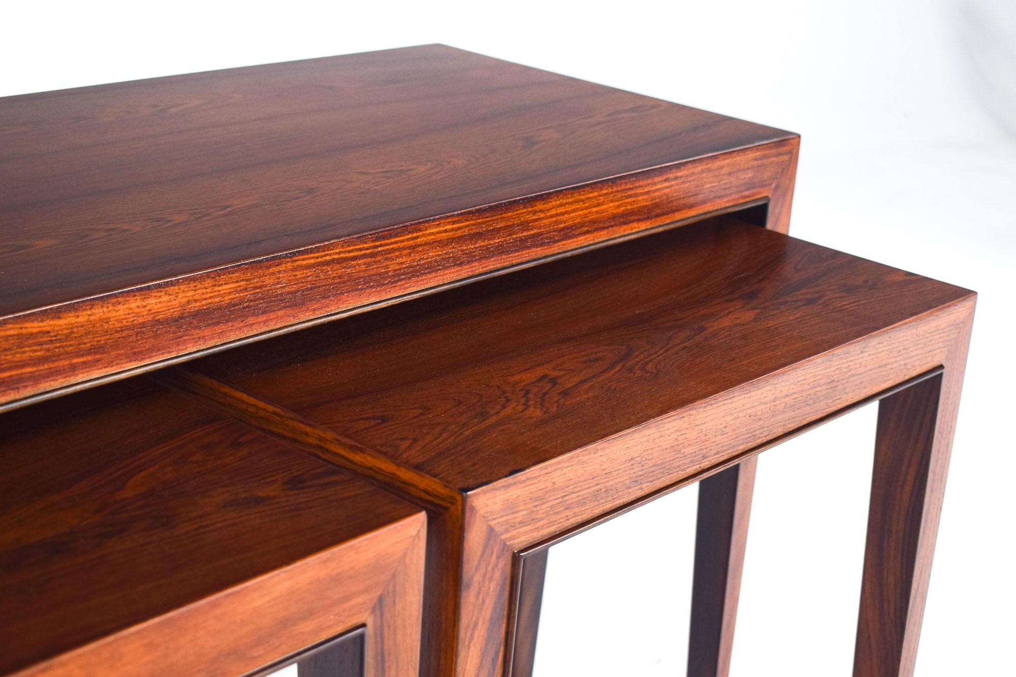 Mid-Century Severin Hansen Nesting Tables for Haslev in Rosewood, 1960's In Good Condition In Lisboa, Lisboa