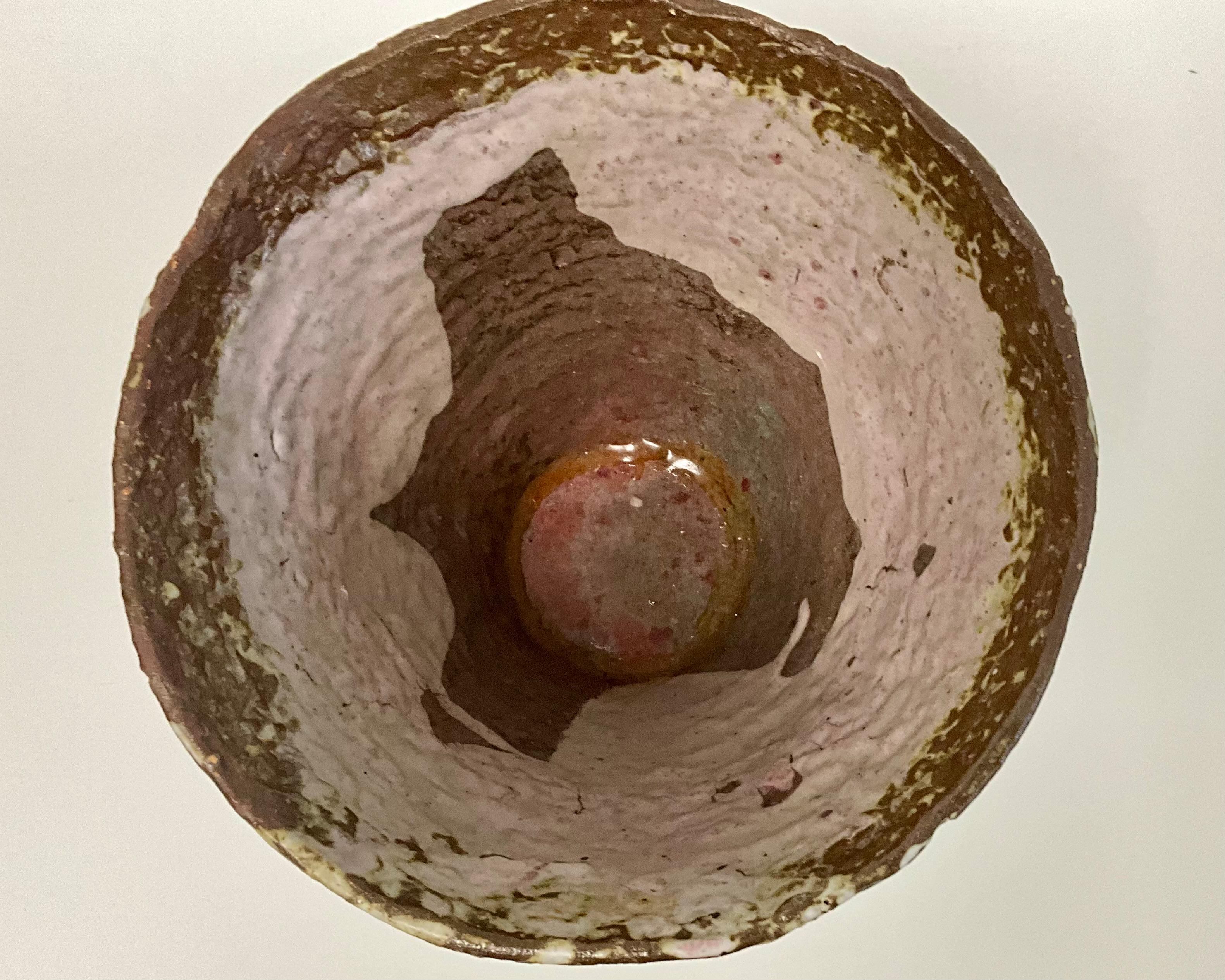 Studio Pottery di metà secolo in terracotta sgraffita con trama a canestro in vendita 4