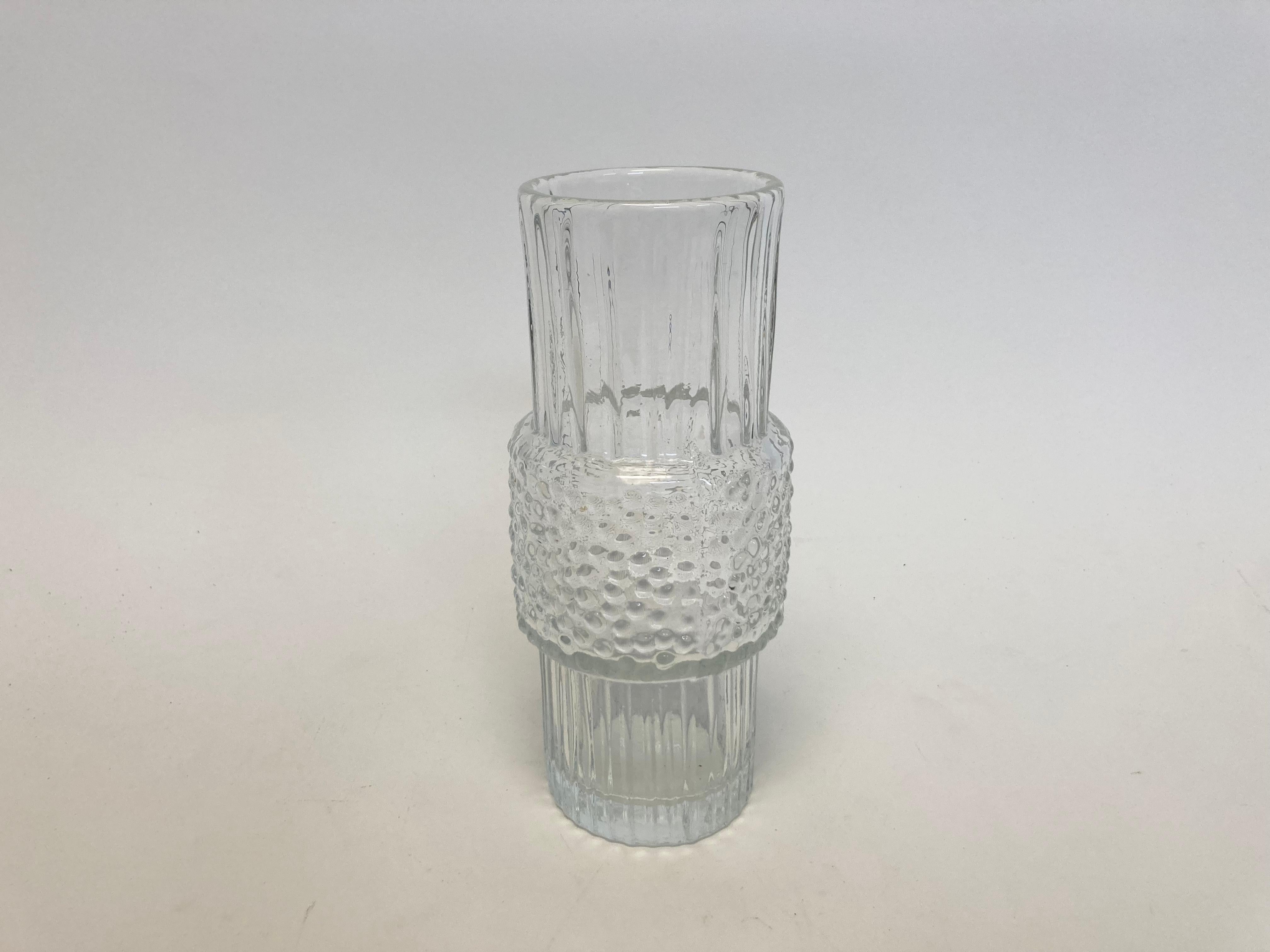 Mid-Century moderno Vaso a forma di ramo in vetro trasparente di metà secolo di Tapio Wirkkala in vendita