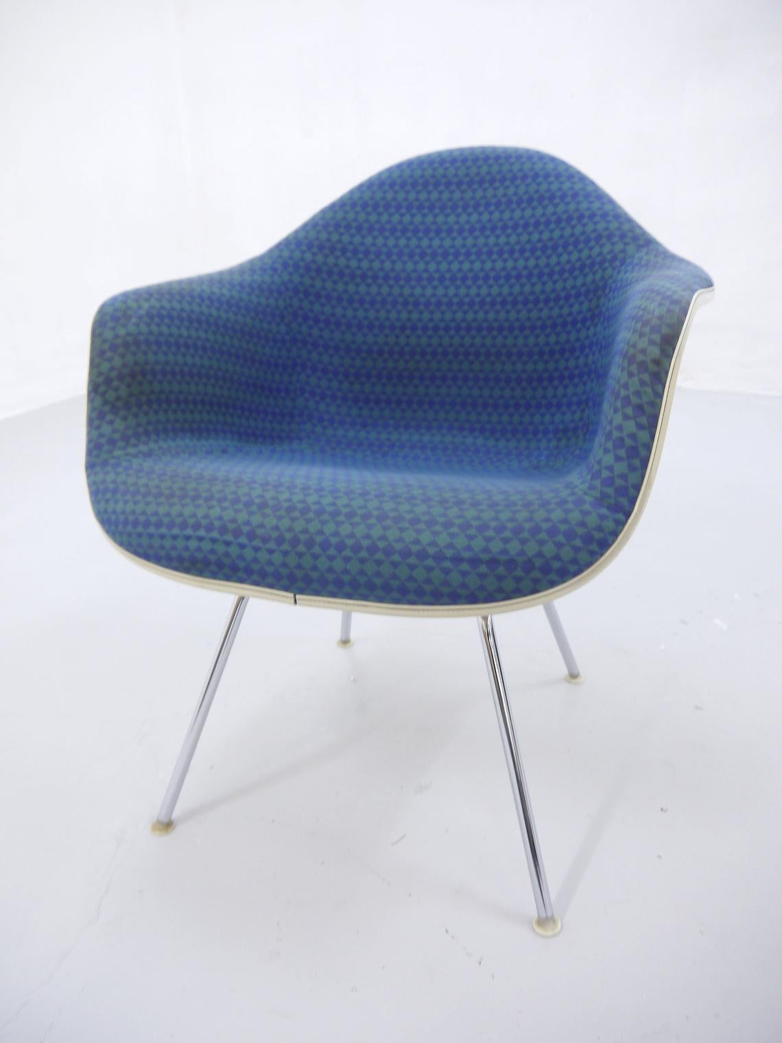 Midcentury Shell Chair, Charles Eames Herman Miller