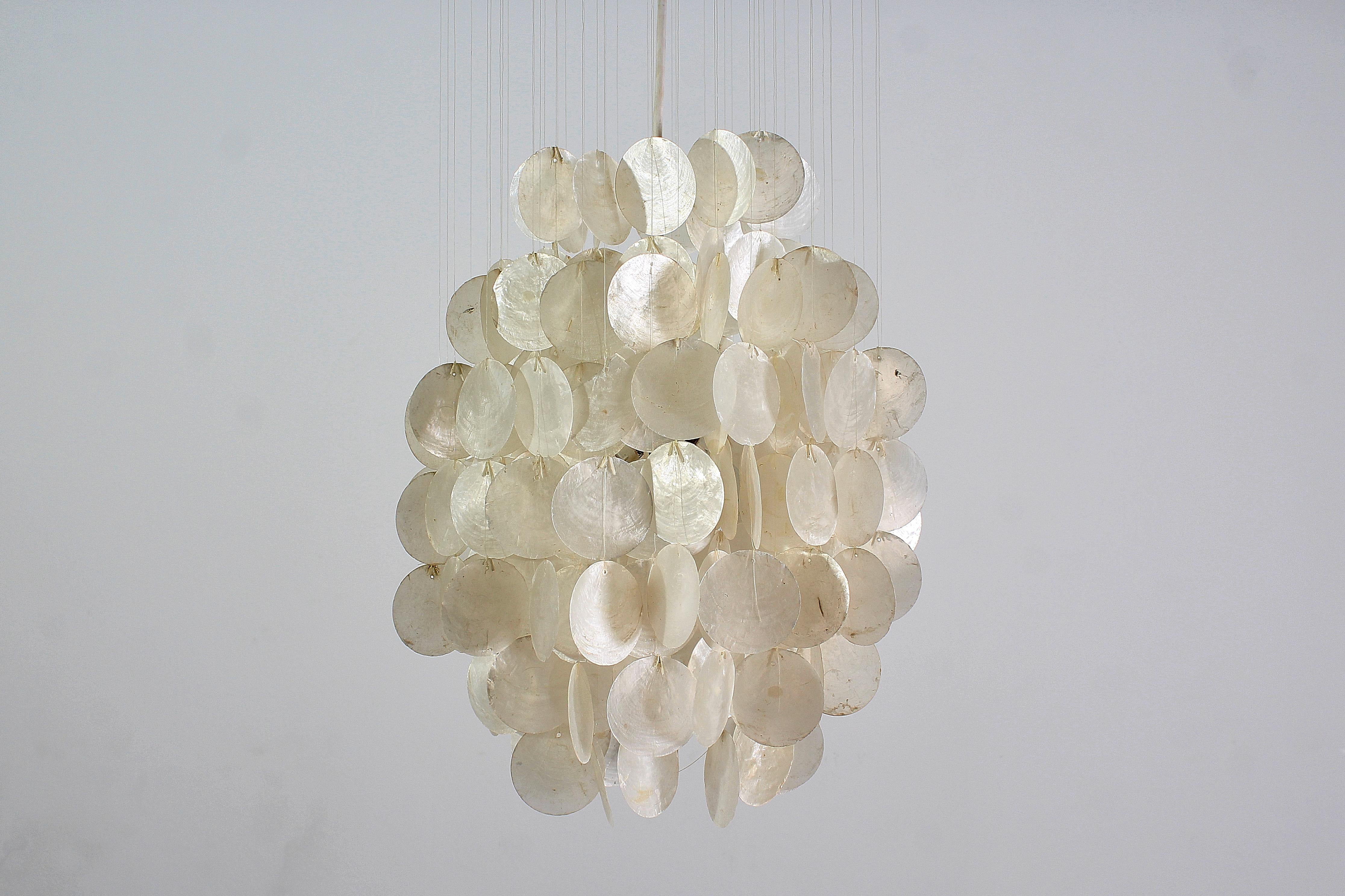Swiss Mid-Century Shell Suspension Lamp by V. Panton for J. Luber AG 1960s For Sale