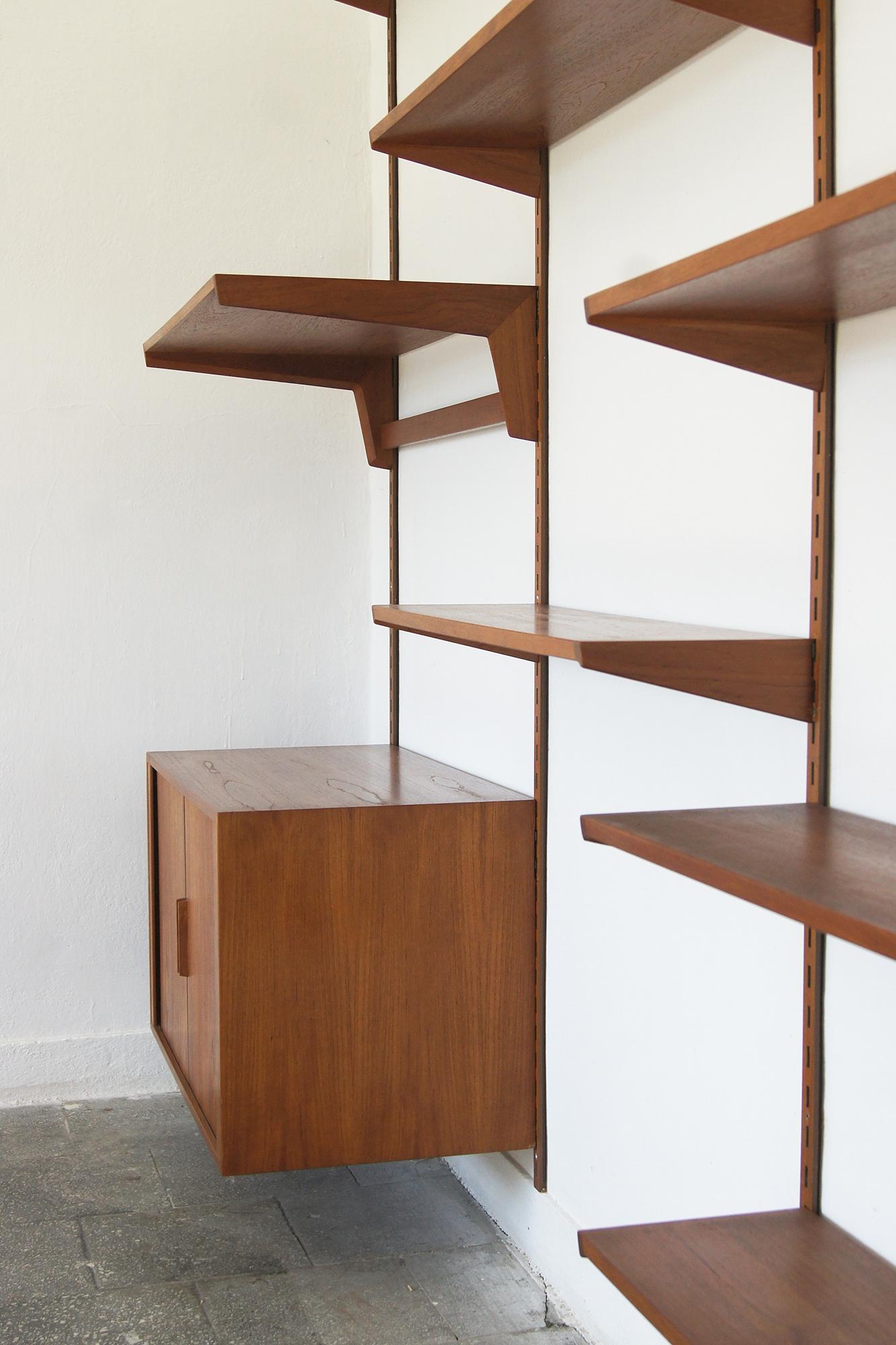 Estanterías y muebles altos de mediados de siglo de Kai Kristiansen para AM Mobler, años 60 en venta 6