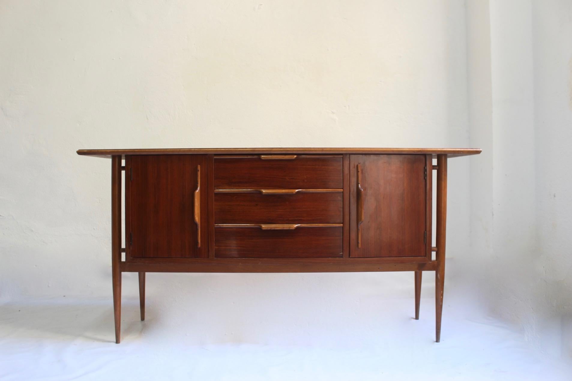 Midcentury Spanish Short sideboard wit drawers and side cabinets, 1960s.
Perfect for small city apartments.
 