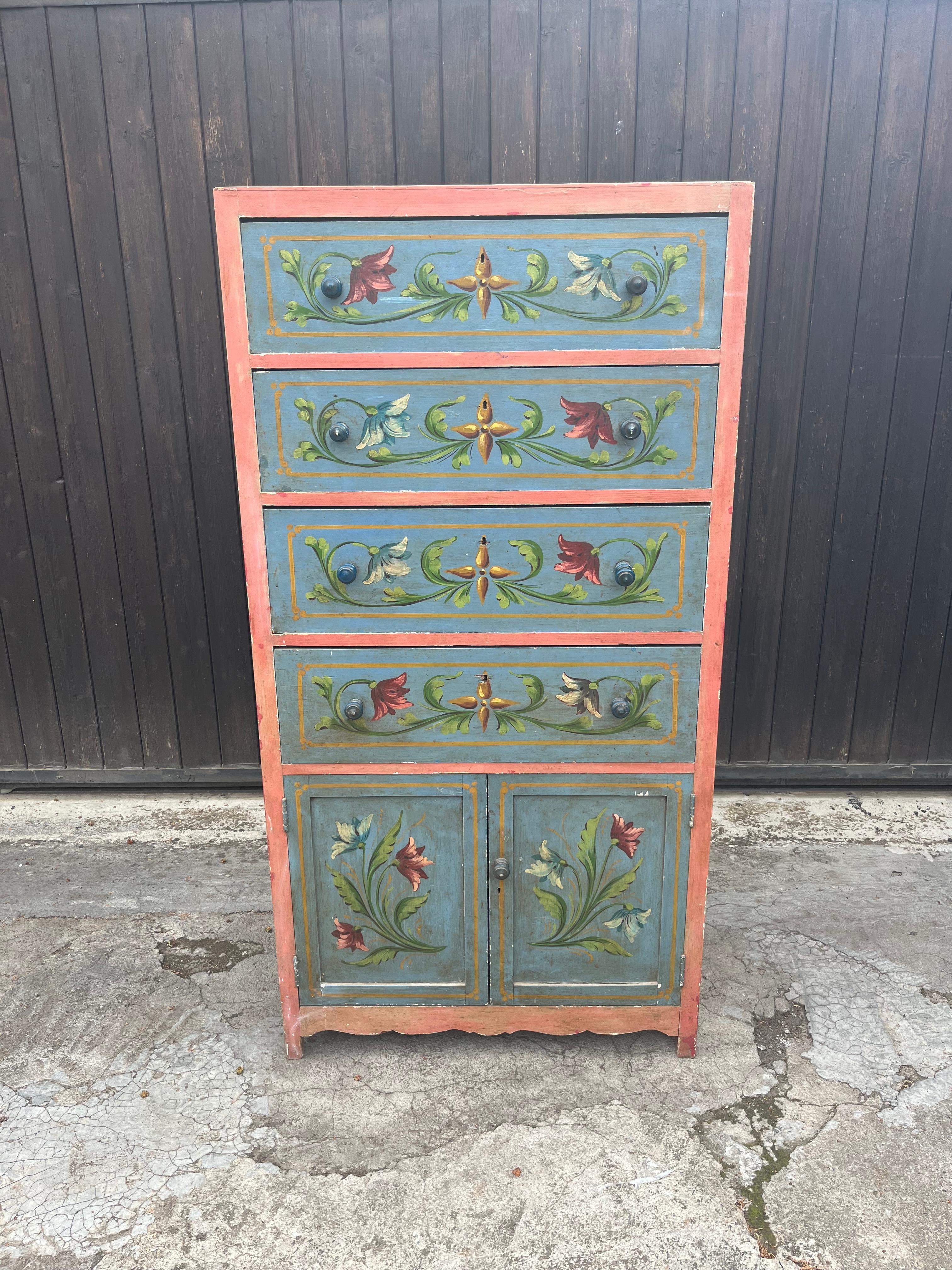 Cassettiera siciliana di metà secolo con decorazioni floreali, anni '50 in vendita 5