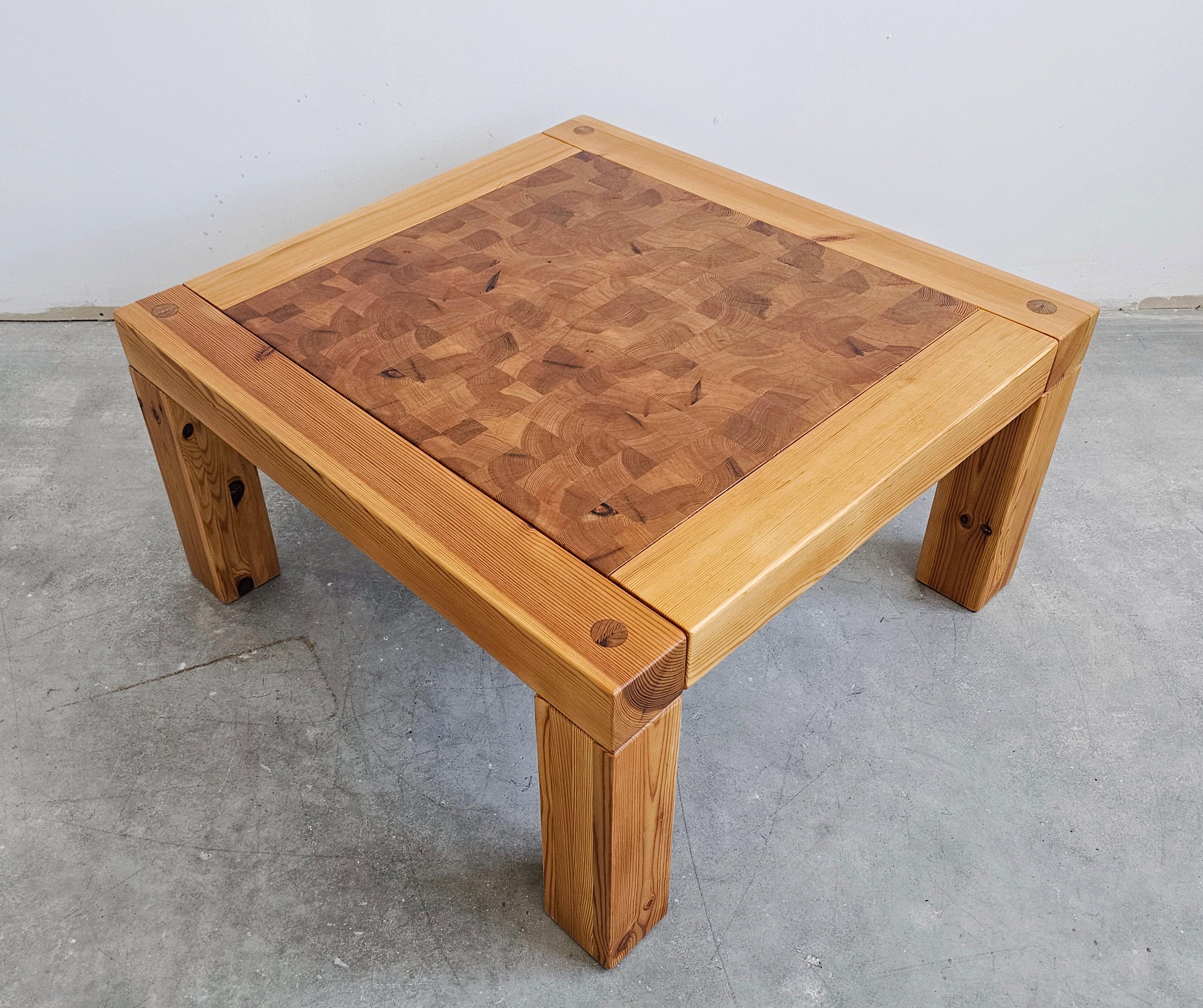 Mid Century Side Pine Table designed by Jaob Kielland Brandt, Sweden 1970s In Excellent Condition For Sale In Beograd, RS