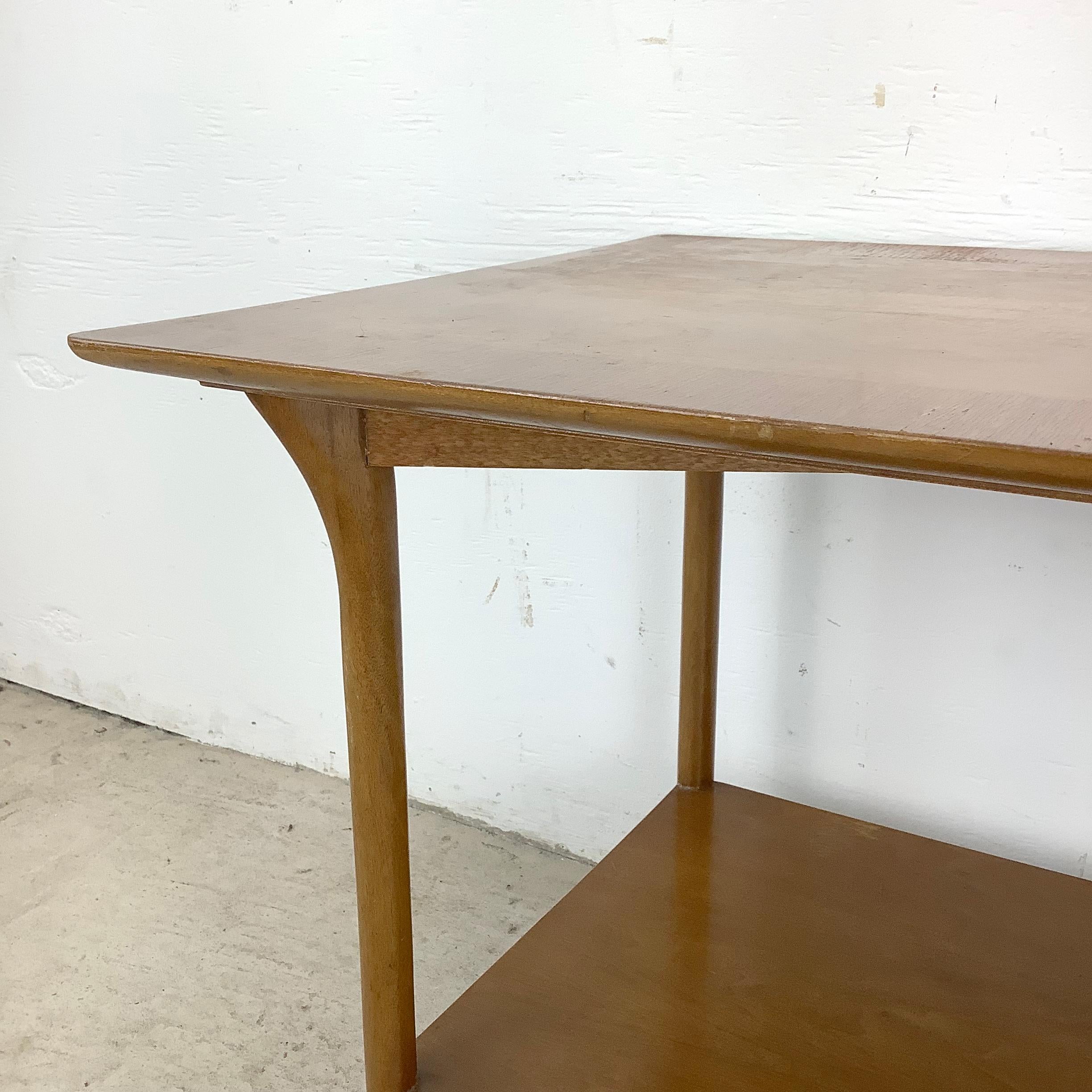 Mid-Century Side Table Attributed to Th Robsjohn-Gibbings For Sale 5