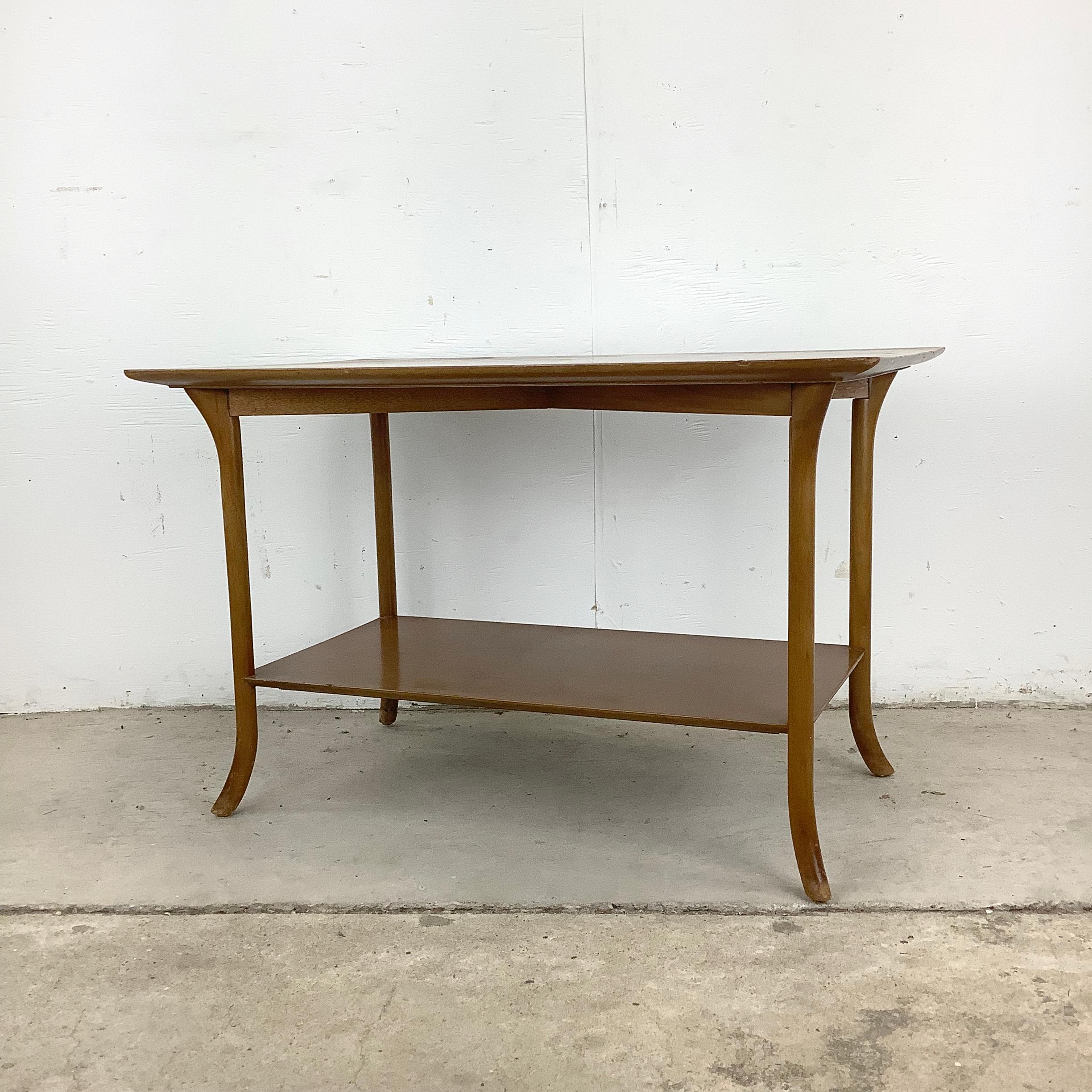 Mid-Century Side Table Attributed to Th Robsjohn-Gibbings In Good Condition For Sale In Trenton, NJ