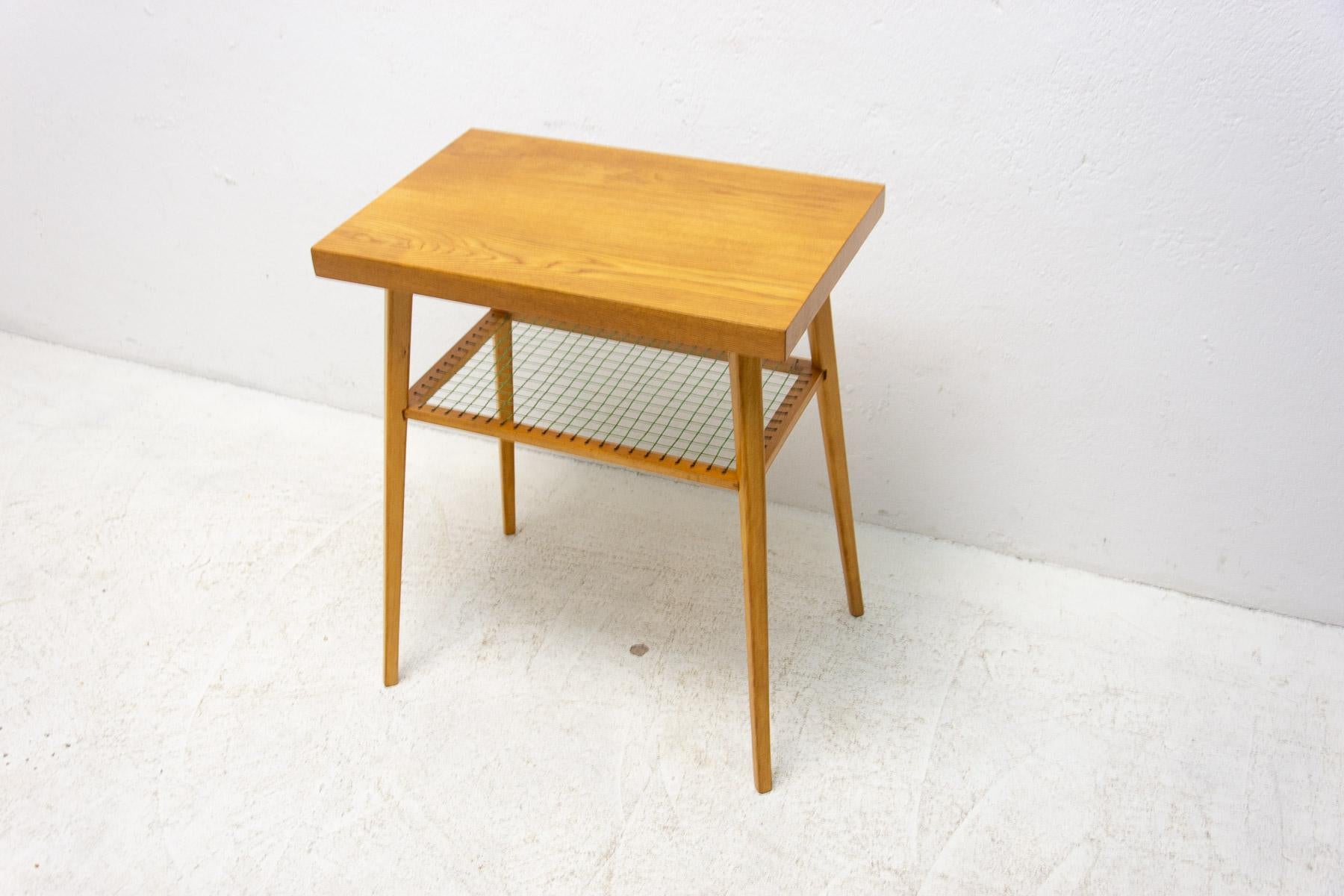  Mid century side table from Dřevopodnik Holešov, Czechoslovakia, 1960´s In Good Condition For Sale In Prague 8, CZ