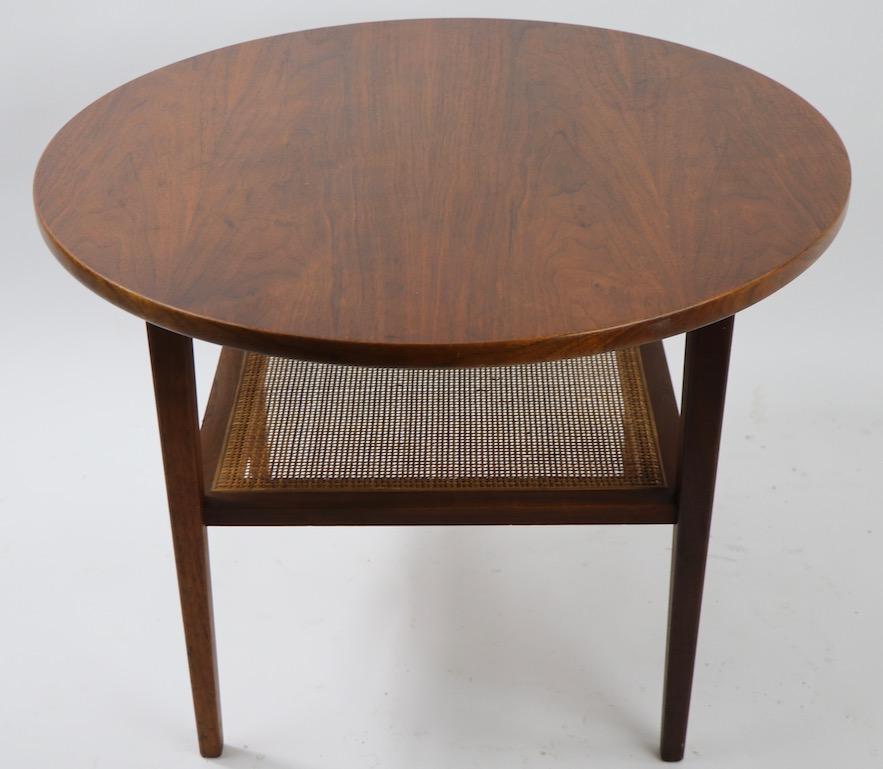 Mid Century Side Table in the Style of Jens Risom In Good Condition In New York, NY