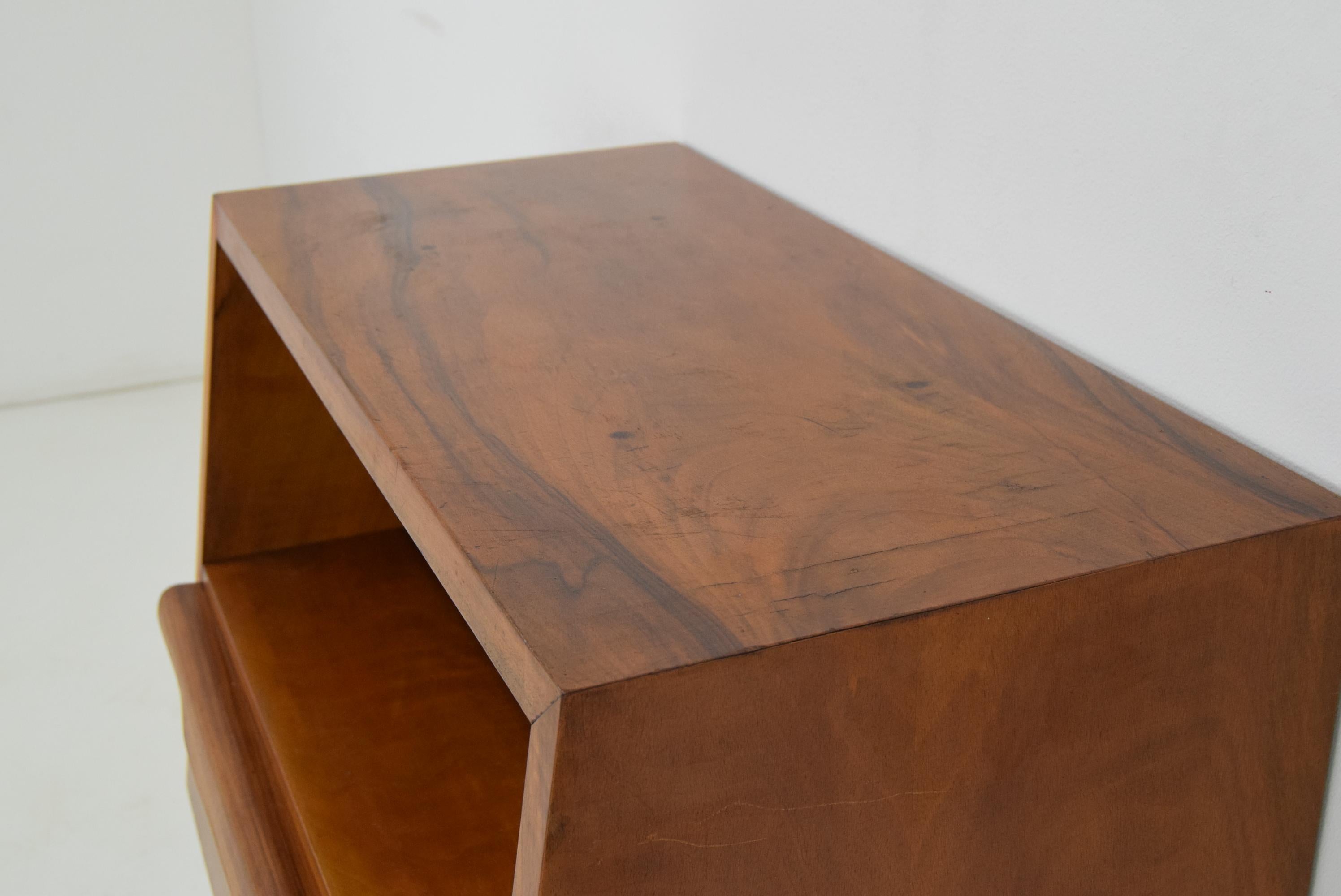 Mid-Century Side Table or Nightstand, 1950's For Sale 7