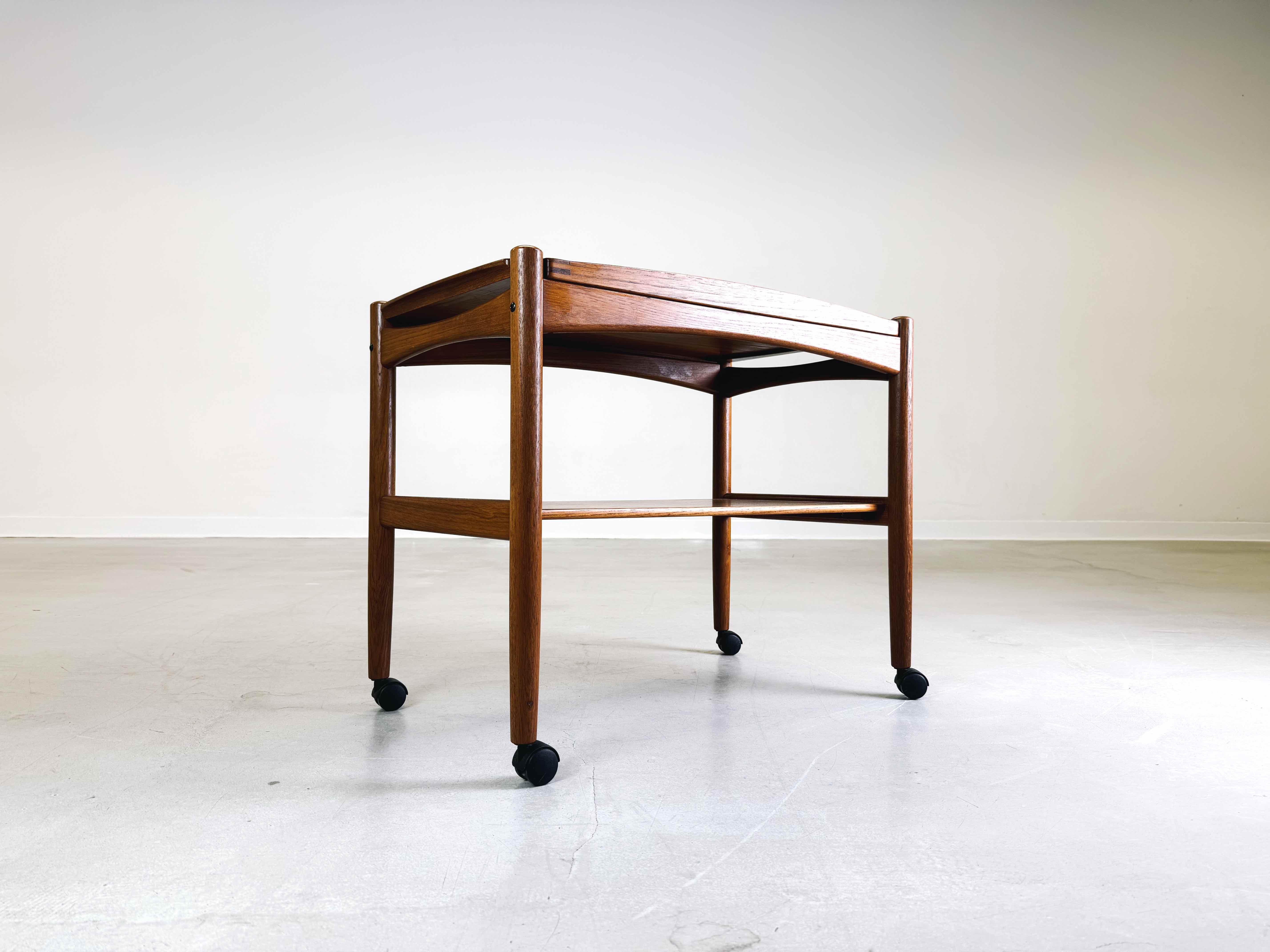Mid Century Beistelltisch Servierwagen Teewagen Poul Hundevad im Angebot 1