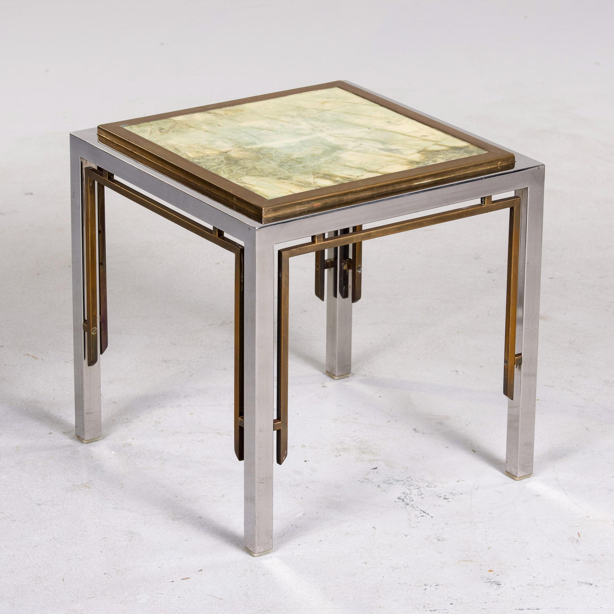 20ième siècle Table d'appoint Mid Century avec structure en acier + laiton et plateau en marbre en vente