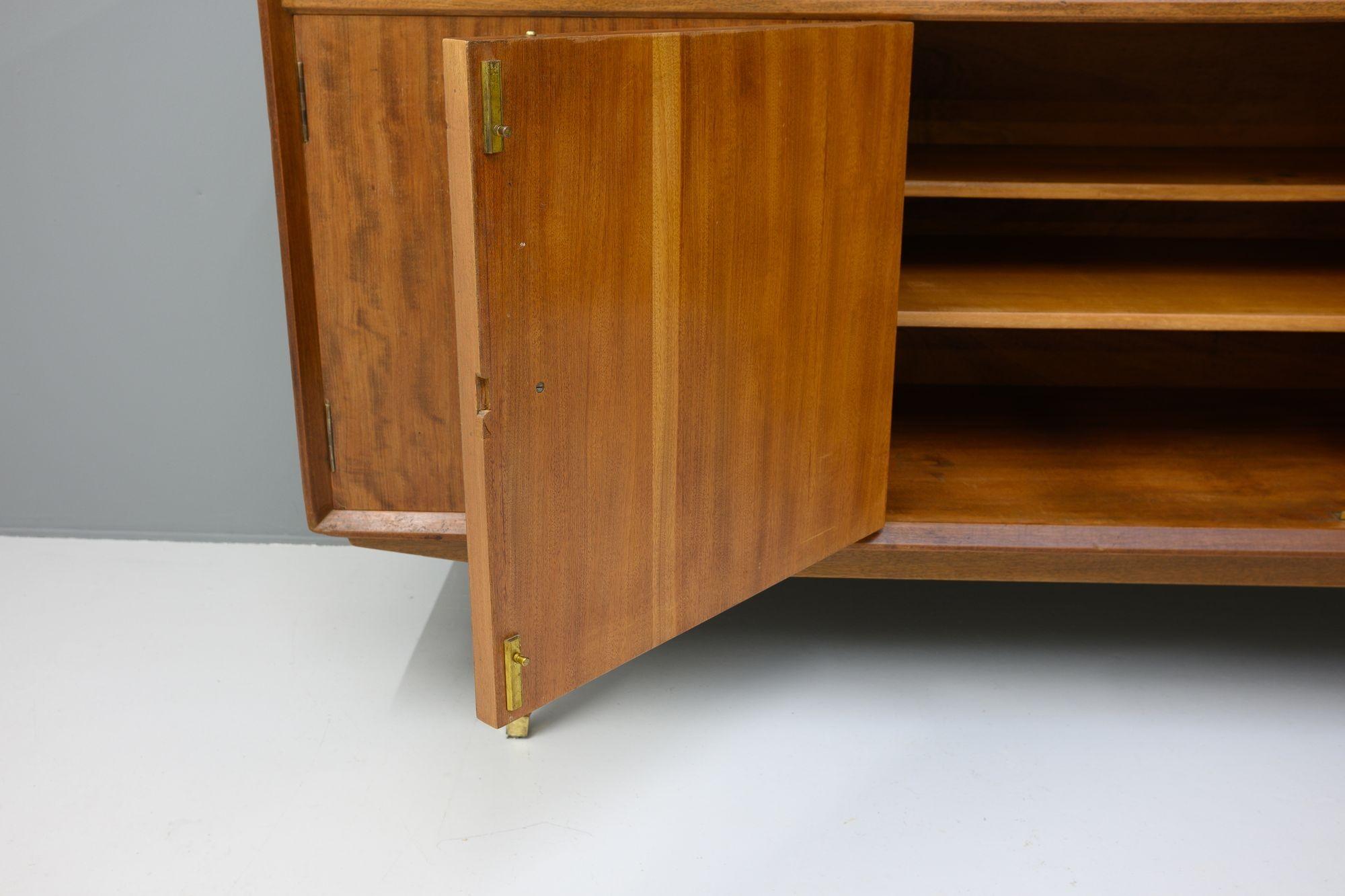 Credenza e armadietto per bevande di metà secolo in vendita 4