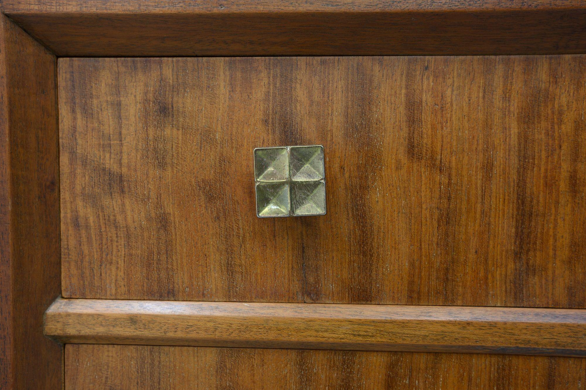 Credenza e armadietto per bevande di metà secolo in vendita 1