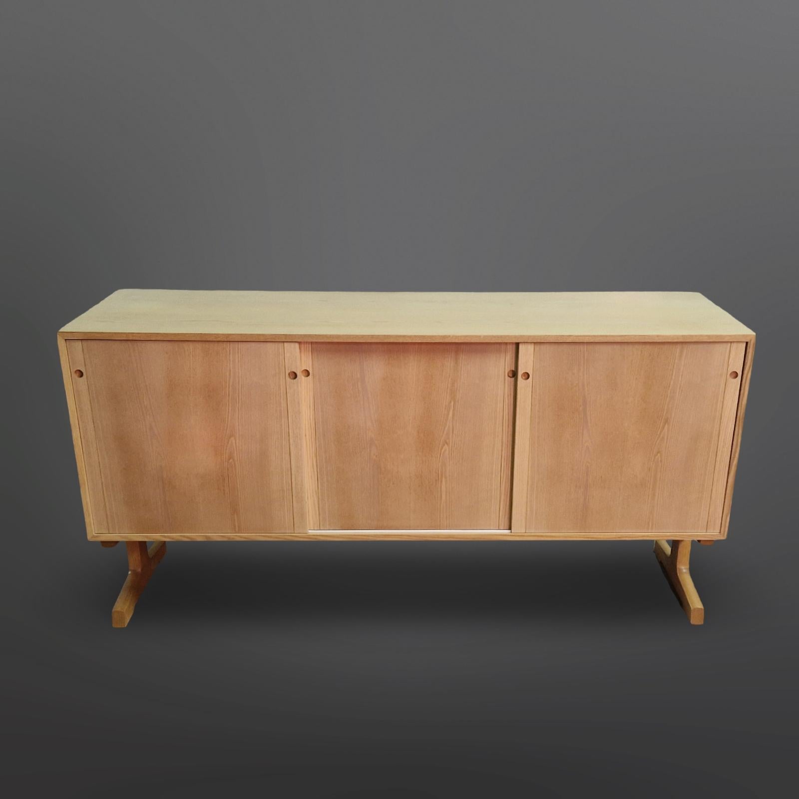 Scandinave moderne Buffet du milieu du siècle par Ditte & Adrian Heath pour France & son, Danemark années 1960 en vente