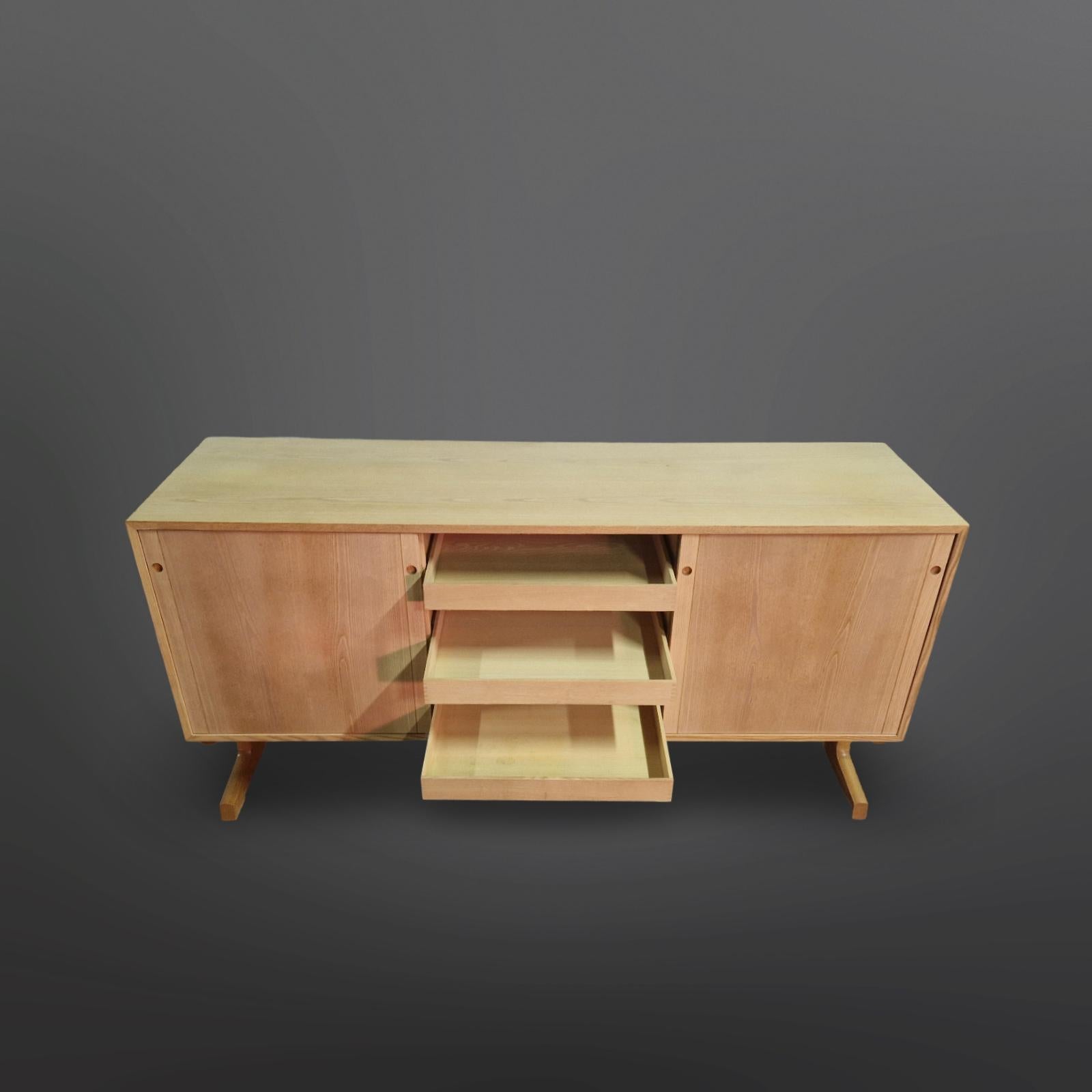 Danois Buffet du milieu du siècle par Ditte & Adrian Heath pour France & son, Danemark années 1960 en vente