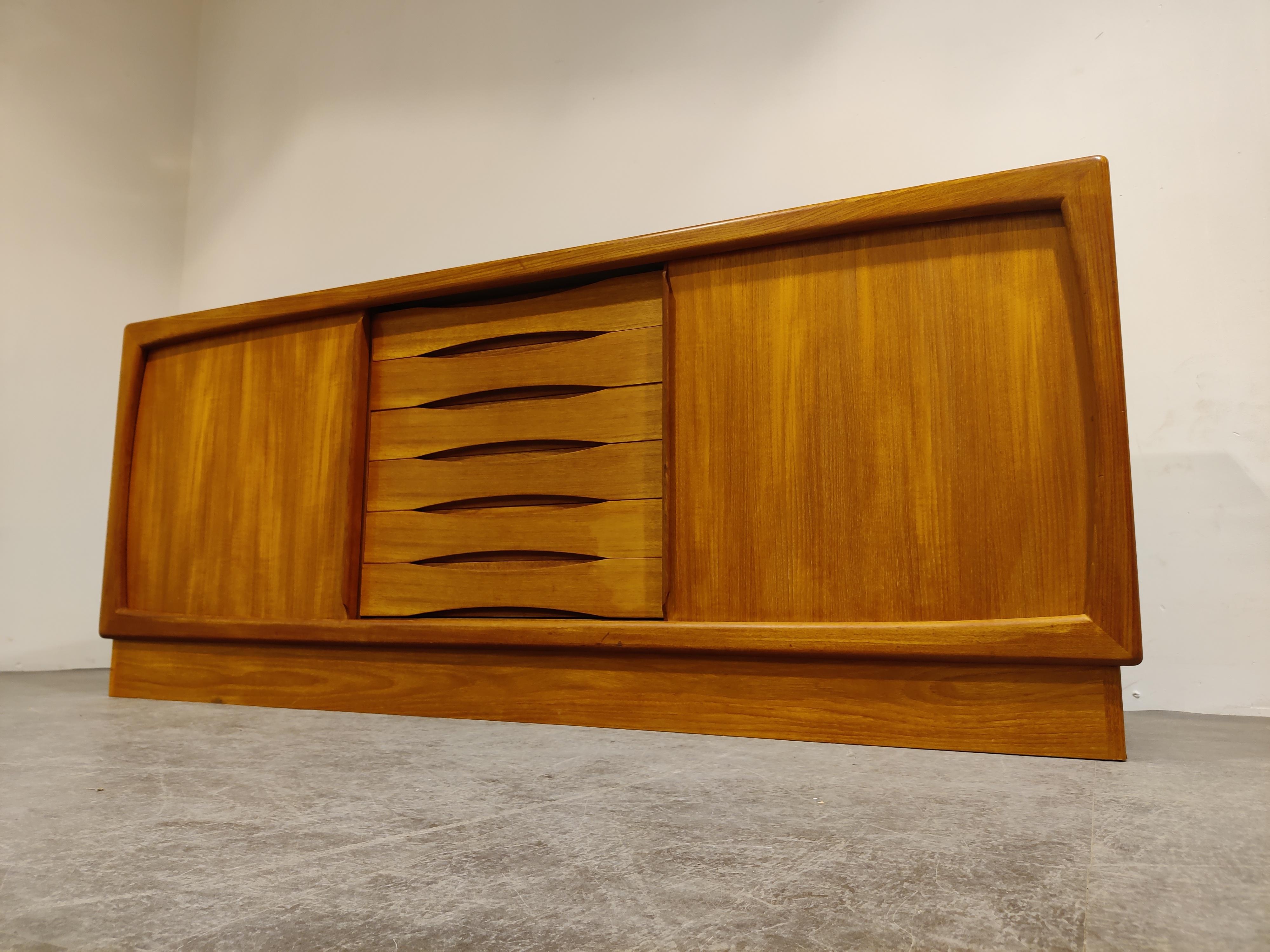 Sideboard aus der Mitte des Jahrhunderts von Dyrlund, 1960er Jahre im Zustand „Gut“ im Angebot in HEVERLEE, BE