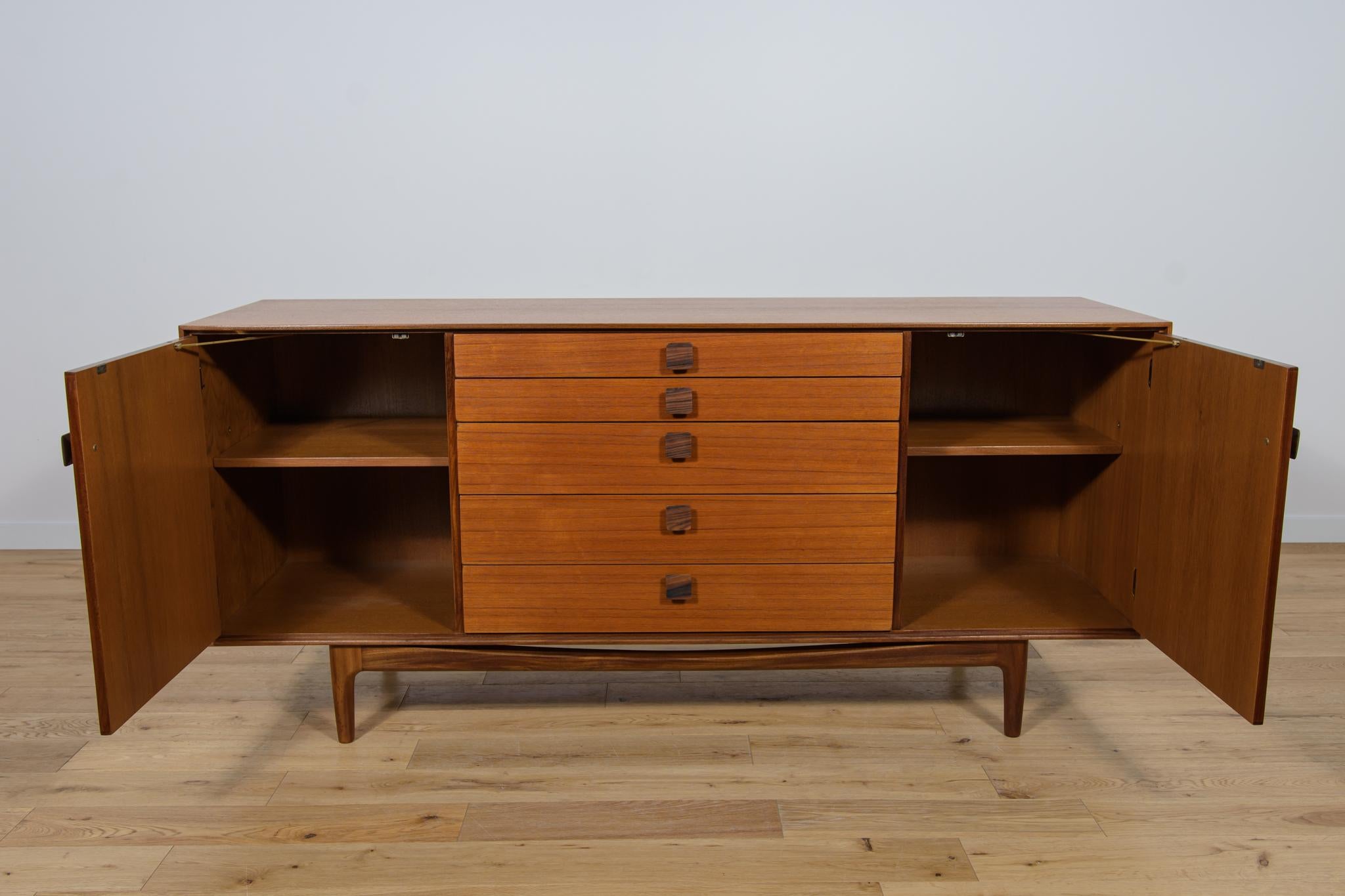 Mid-Century Sideboard by Ib Kofod Larsen for G-Plan, 1960s For Sale 2