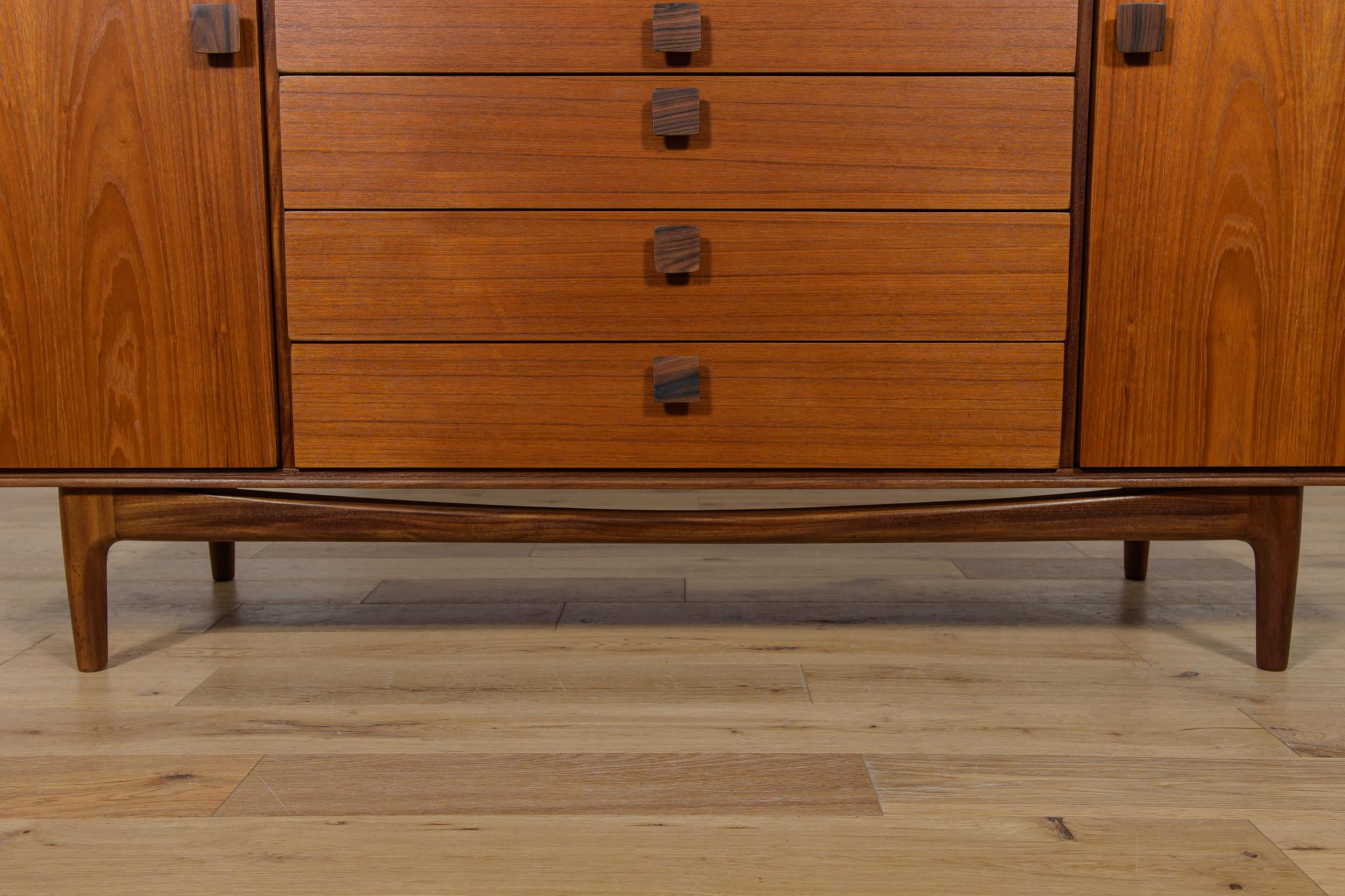 Mid-Century Sideboard by Ib Kofod Larsen for G-Plan, 1960s For Sale 7