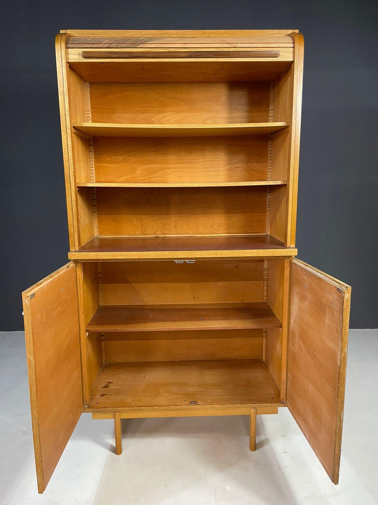 Mid-Century Sideboard von Interiér Praha mit Tambourplatte, 1960er Jahre Tschechoslowakei im Angebot 2