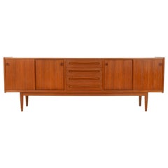 Mid Century Sideboard von Johannes Andersen für Uldum Møbelfabrik