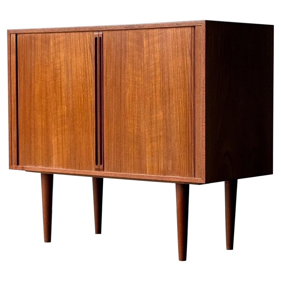 Buffet du milieu du siècle par Kai Kristiansen en vente