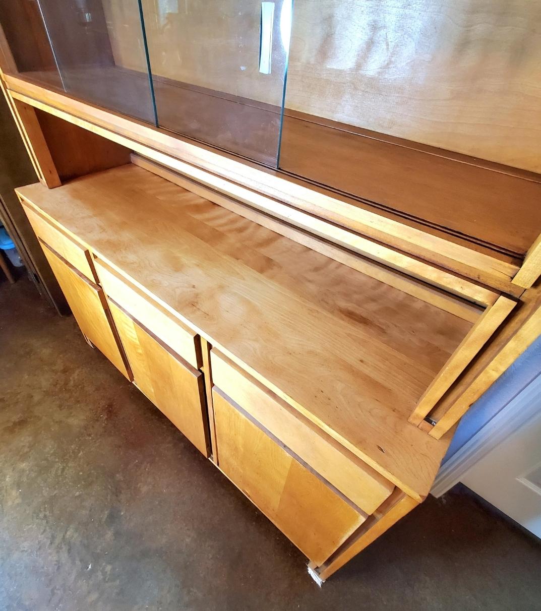 Mid Century Sideboard by Leslie Diamond for Conant Ball For Sale 1