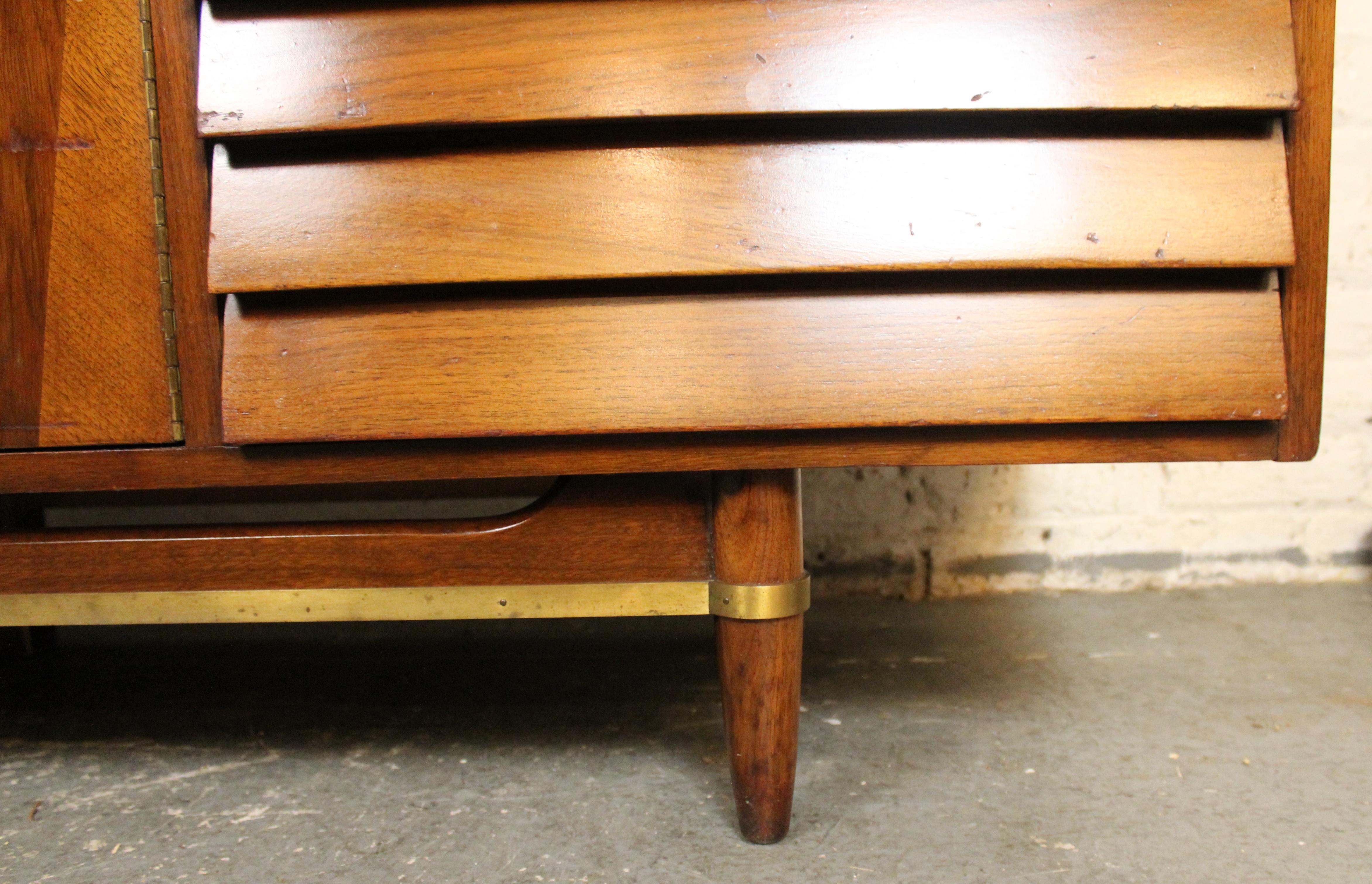 Mid-Century Sideboard by Merton Gershun for American of Martinsville For Sale 5