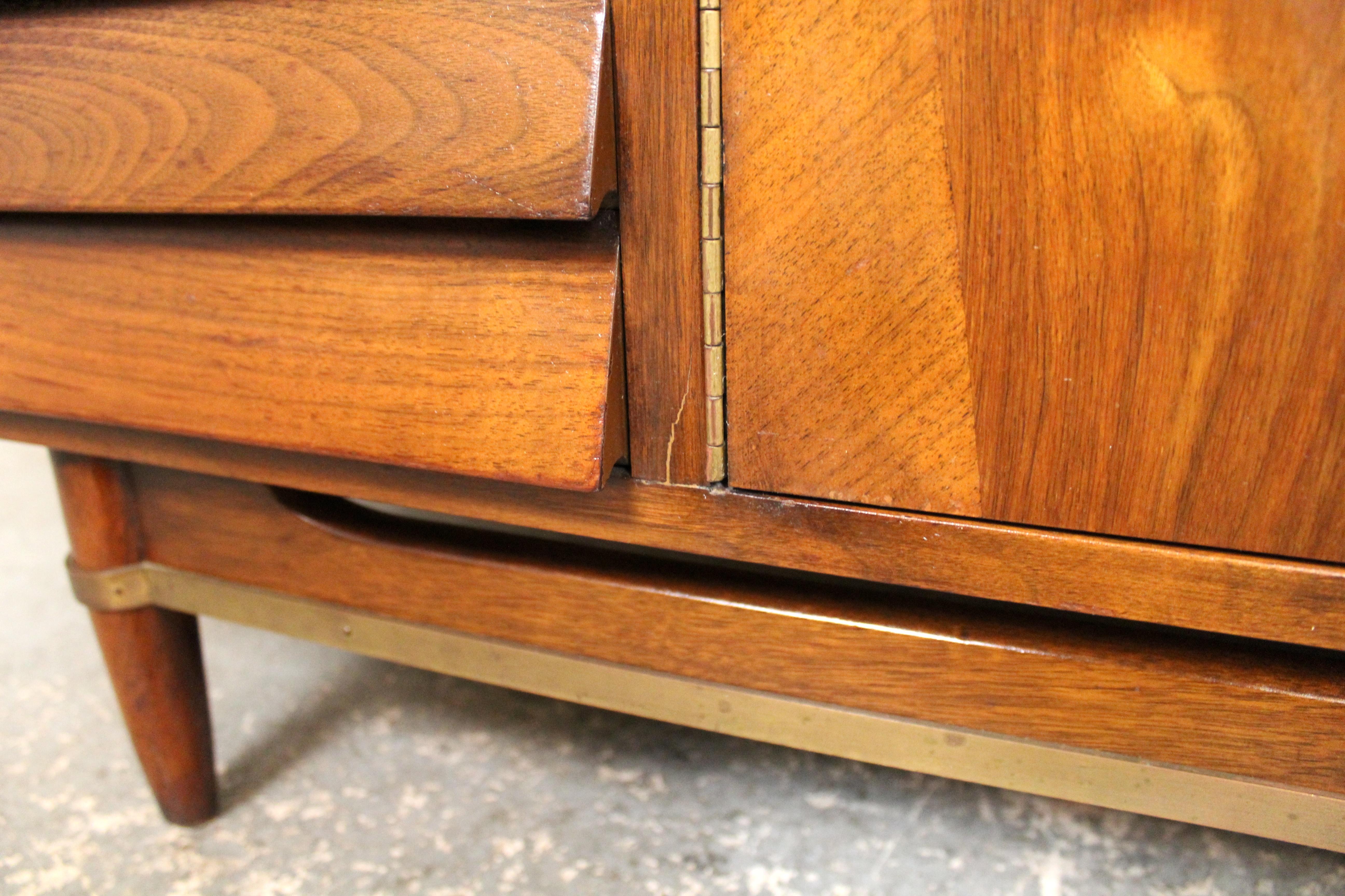Mid-Century Sideboard by Merton Gershun for American of Martinsville For Sale 3