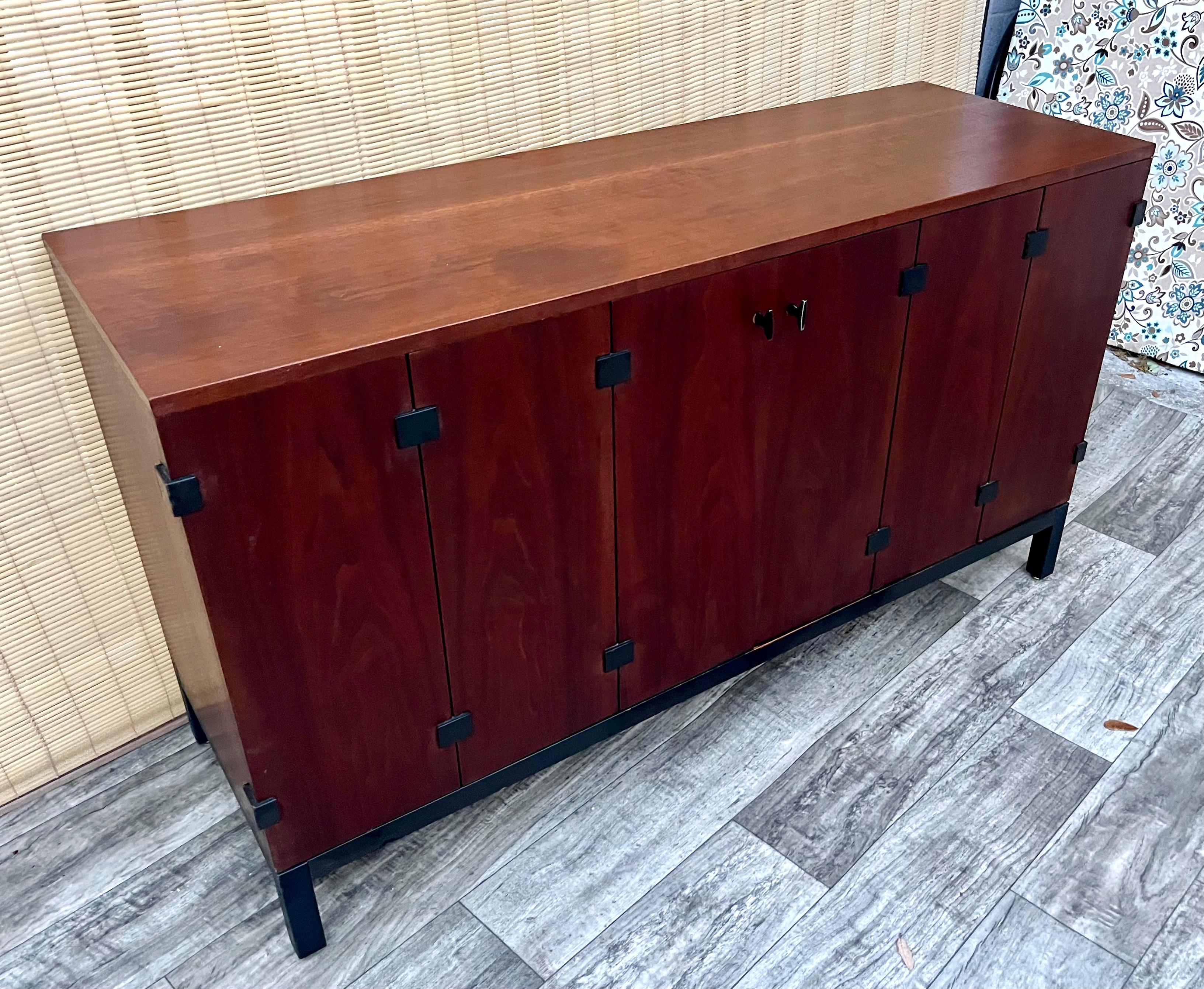 American Mid Century Sideboard Credenza by Milo Baughman for Directional. Circa 1960s