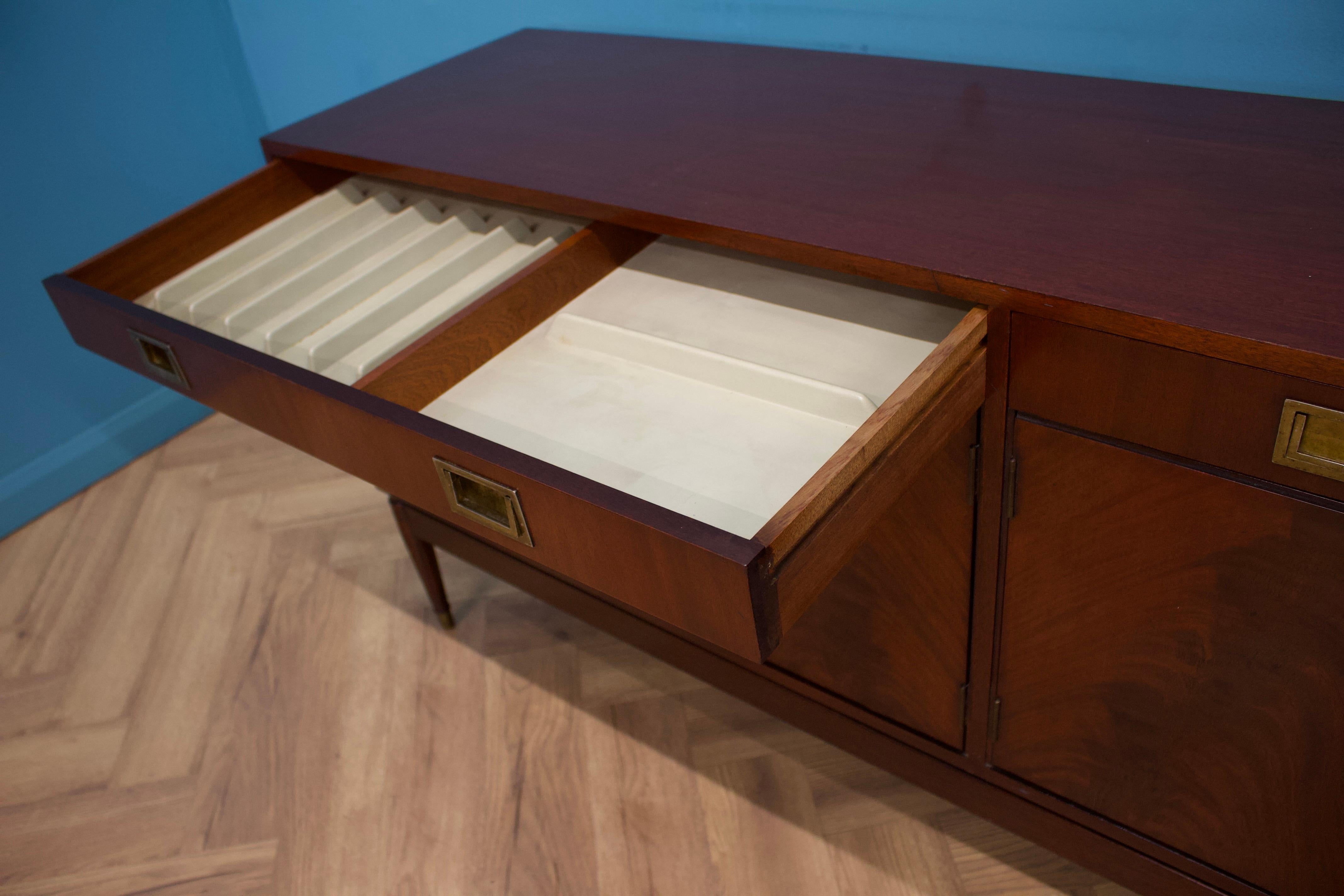Impiallacciato Credenza di metà secolo di Greaves and Thomas, anni '60 in vendita