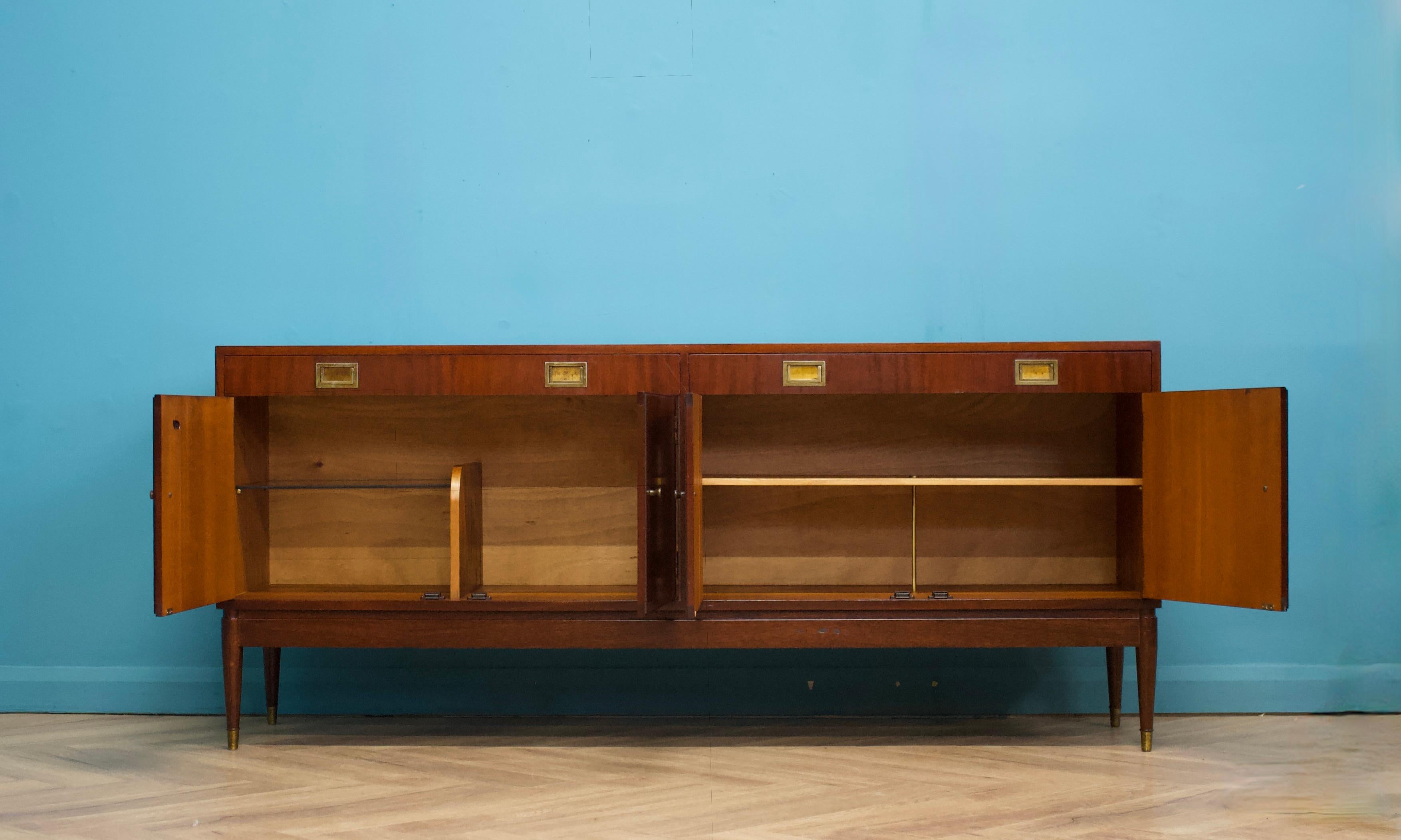 XX secolo Credenza di metà secolo di Greaves and Thomas, anni '60 in vendita