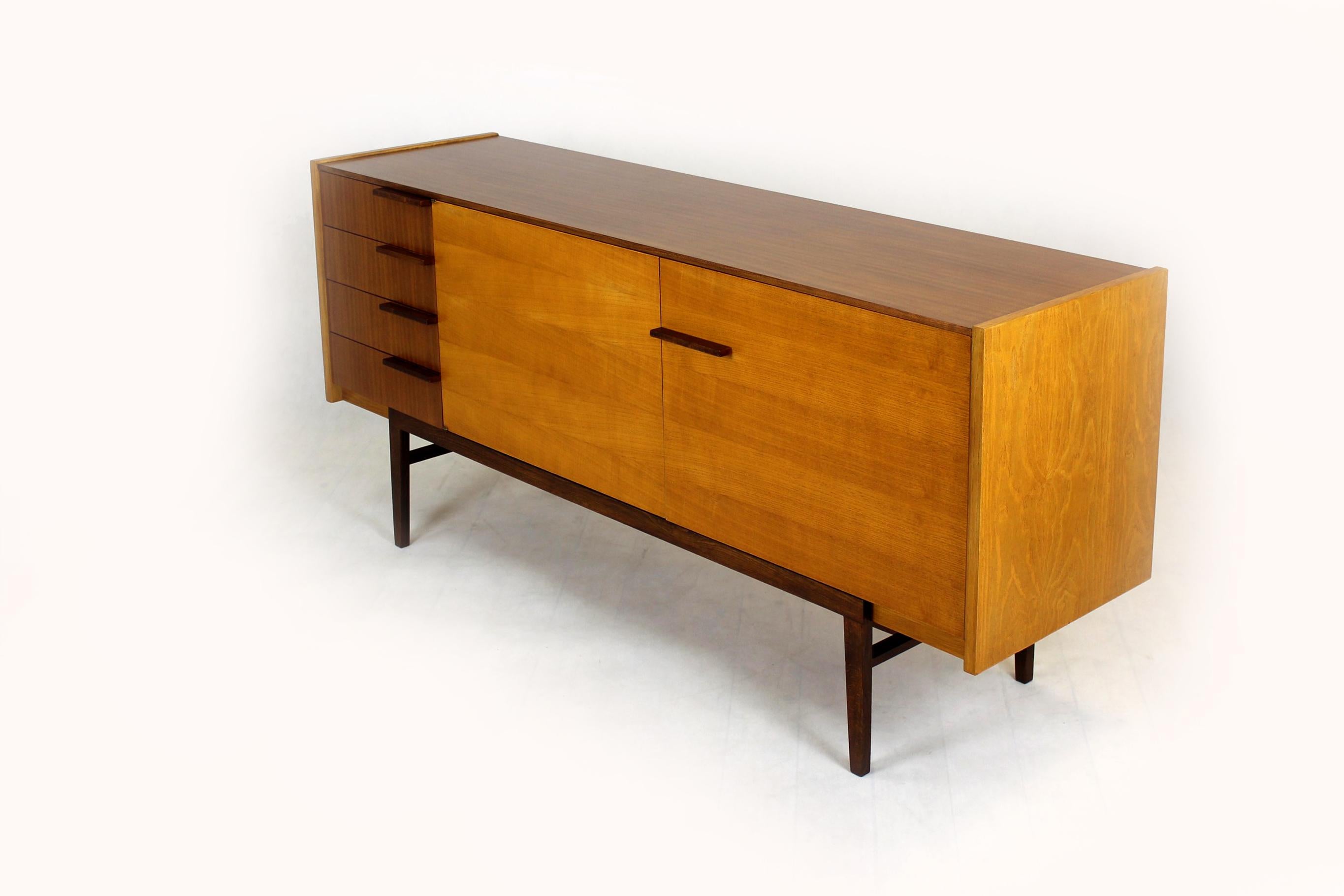 Mid-Century Sideboard from UP Bucovice, 1960s For Sale 8