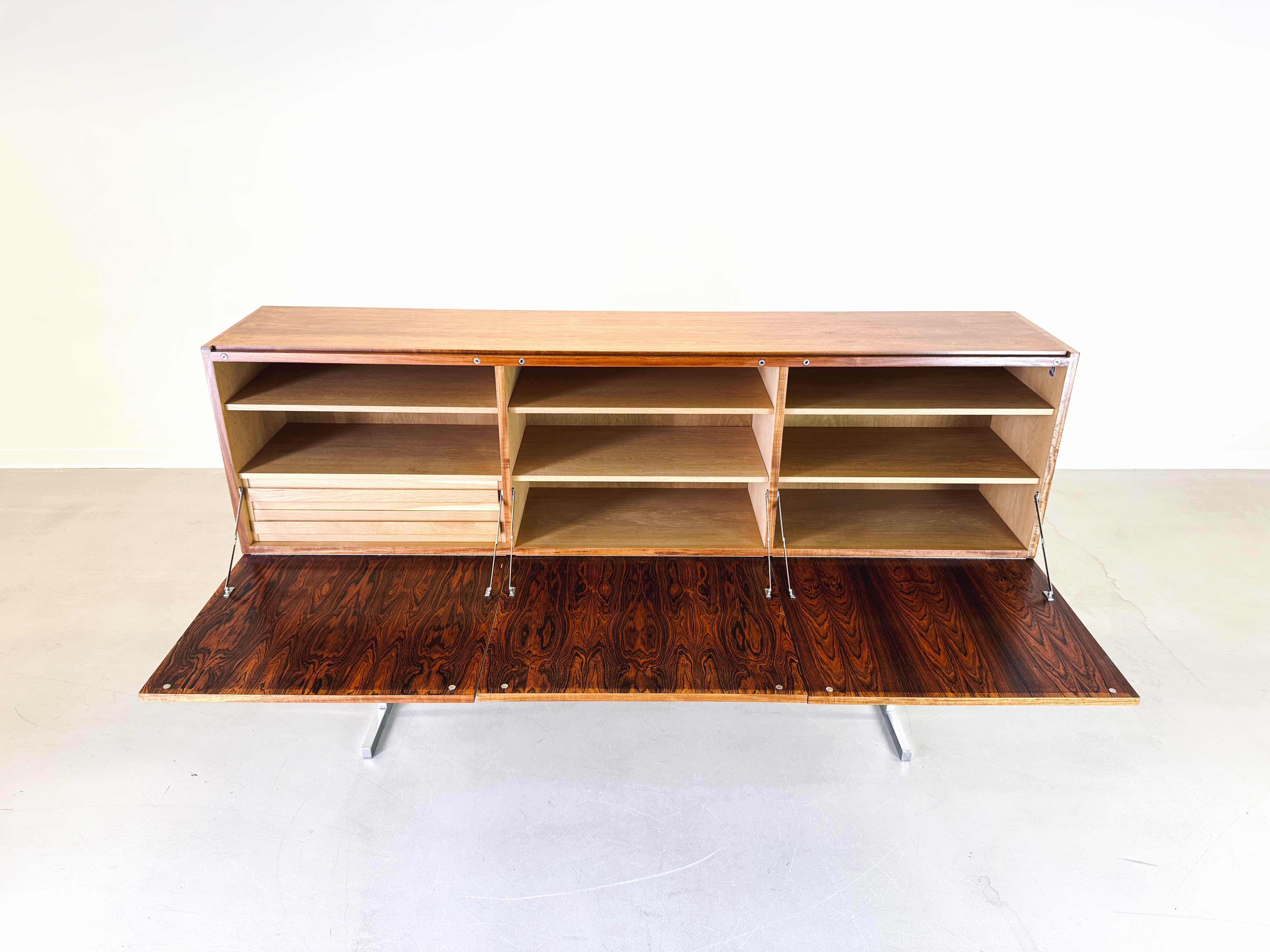 Credenza di metà secolo WK Möbel Georg Satink Palisander in vendita 1