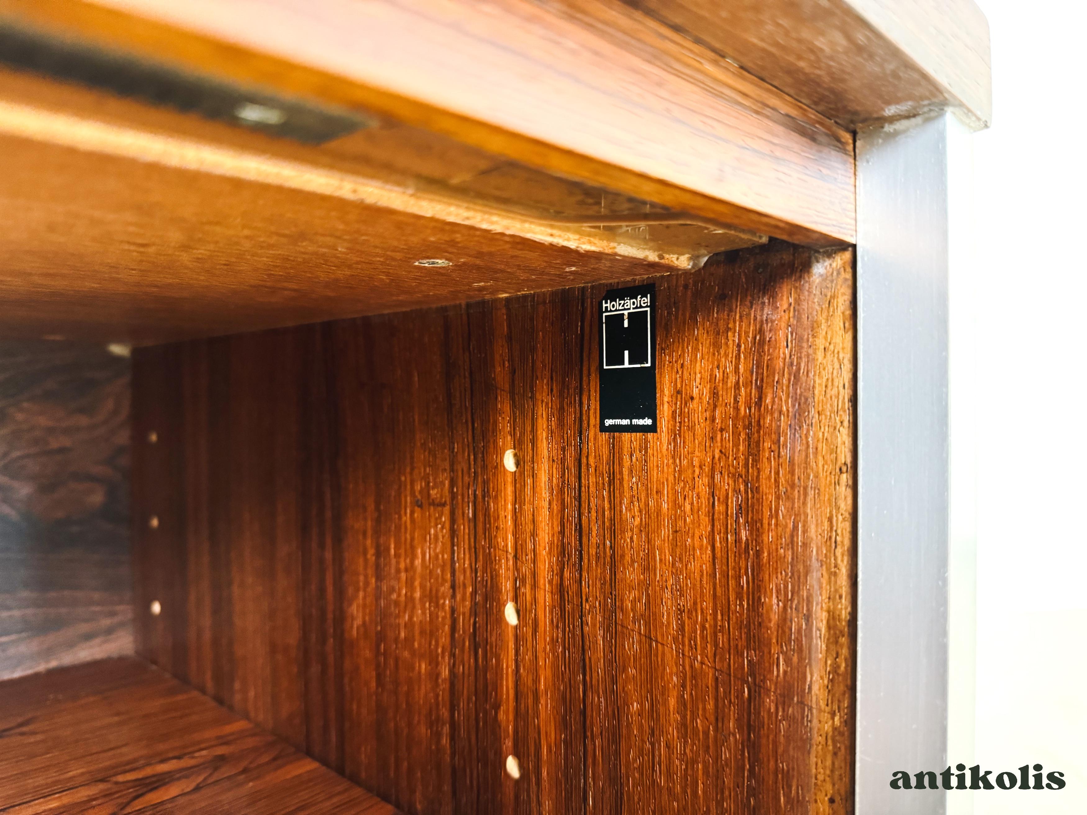 Laccato Credenza di metà secolo Holzäpfel KG Herbert Hirche in legno di palissandro in vendita