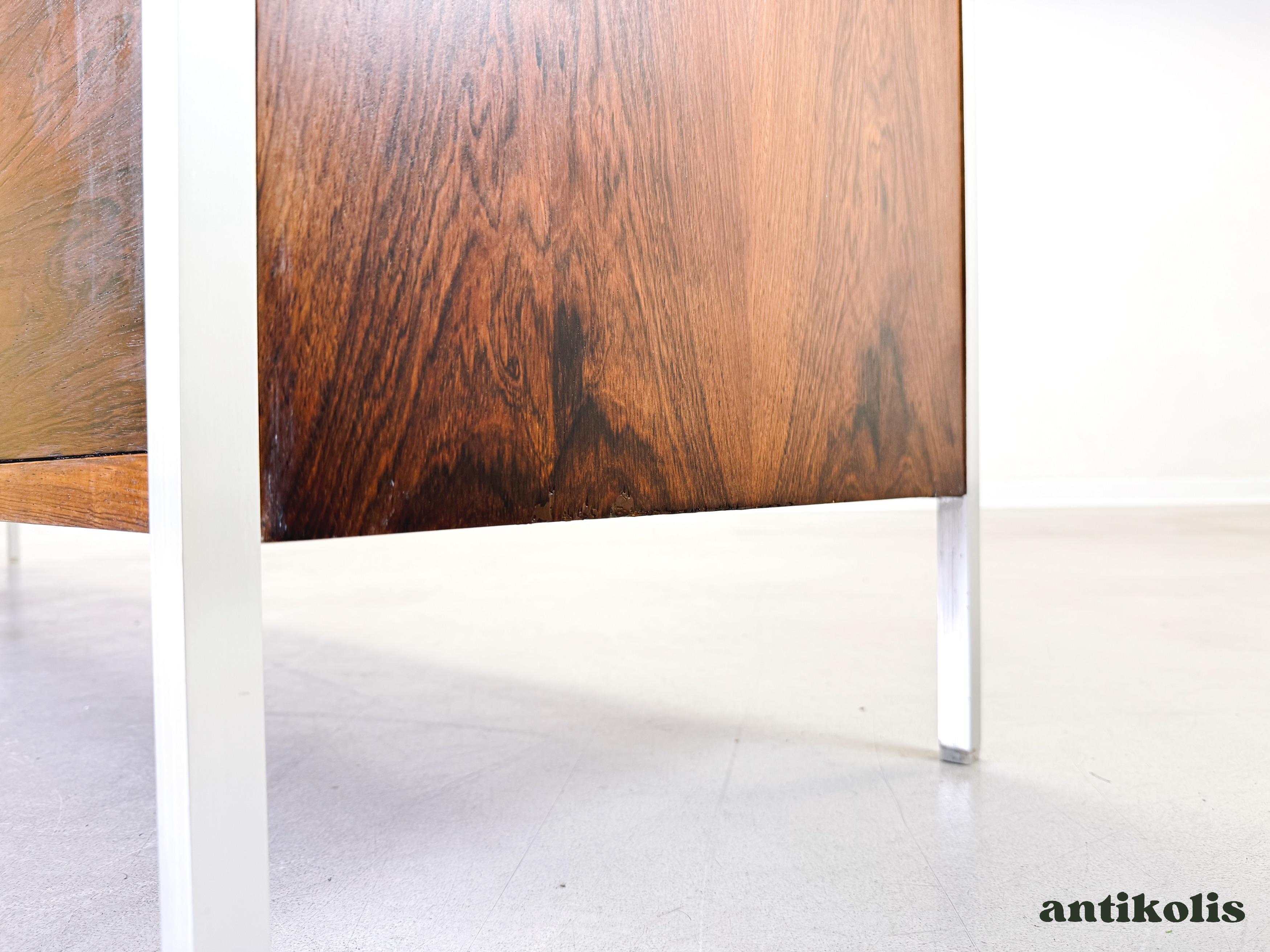 Palissandro Credenza di metà secolo Holzäpfel KG Herbert Hirche in legno di palissandro in vendita