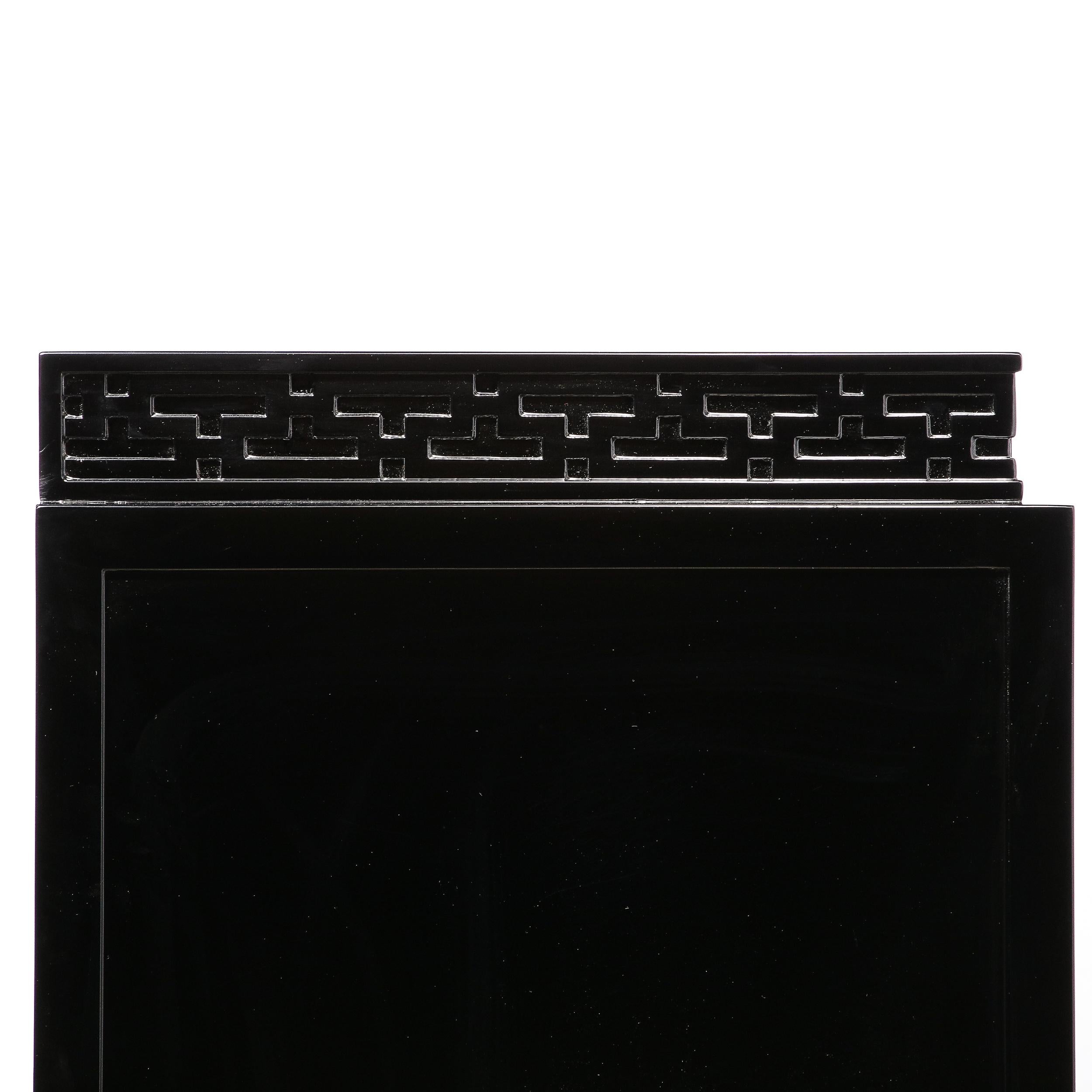 Mid-Century Sideboard in Black Lacquer with Greek Key Detail by James Mont in vendita 5