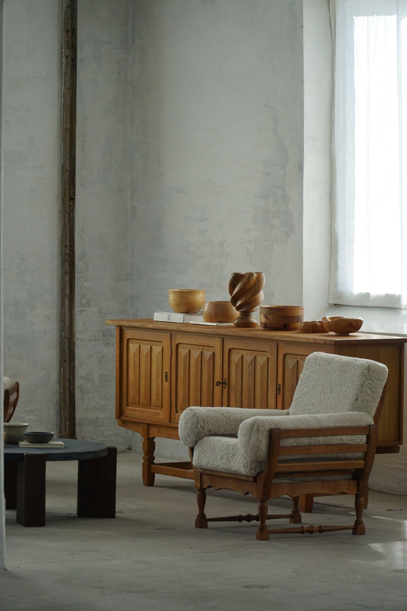 Credenza di metà secolo in Oak, realizzata da un ebanista danese negli anni '60 in vendita 4