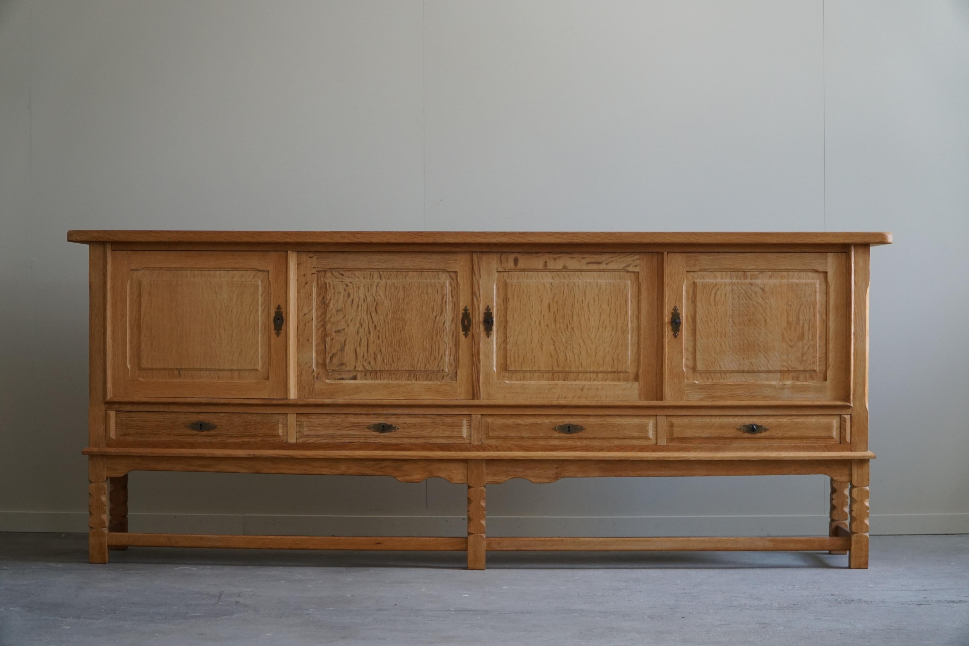 Mid Century Sideboard in Oak, Made by a Danish Cabinetmaker in the 1960s In Good Condition In Odense, DK