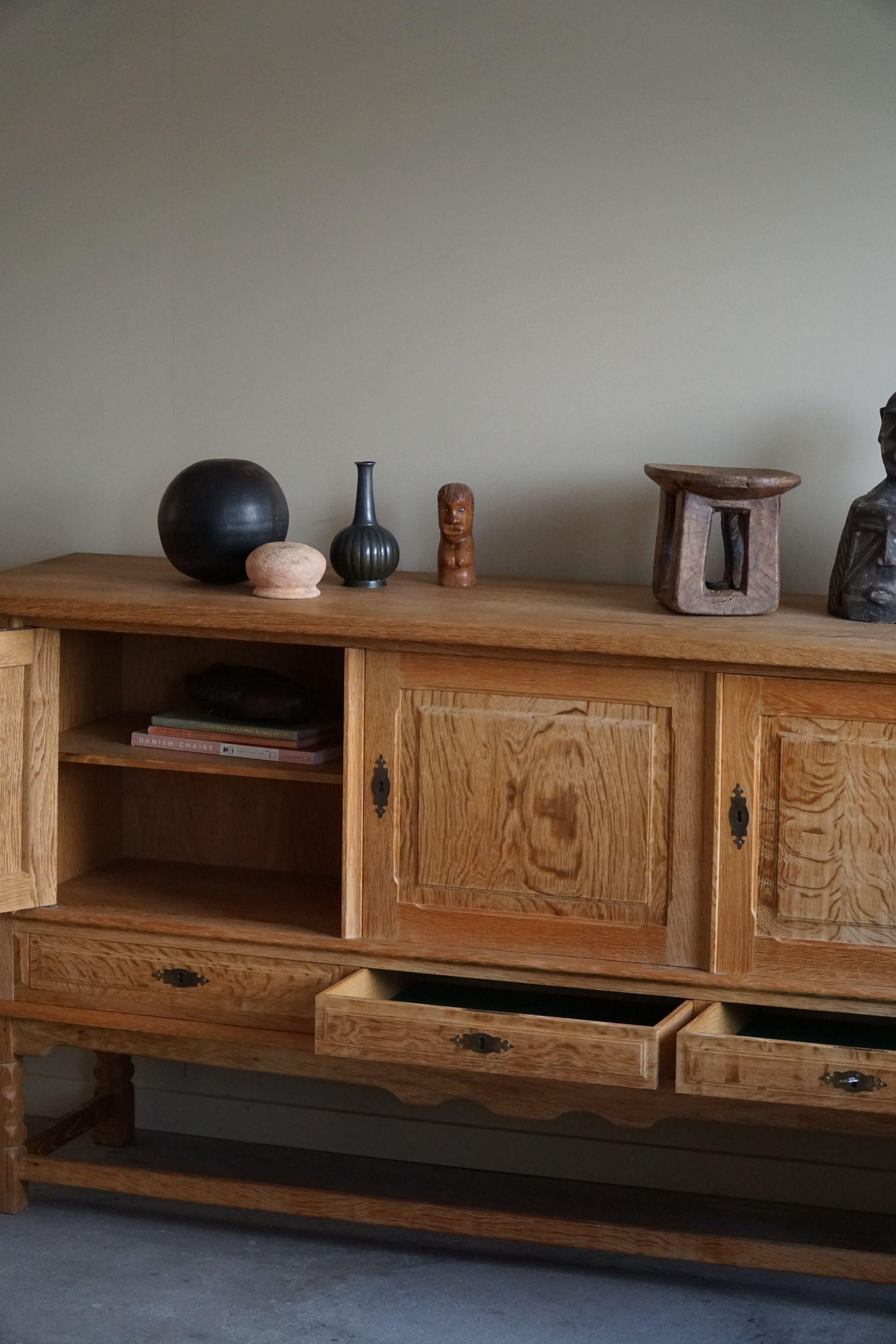 Mid Century Sideboard in Oak, Made by a Danish Cabinetmaker in the 1960s In Good Condition In Odense, DK