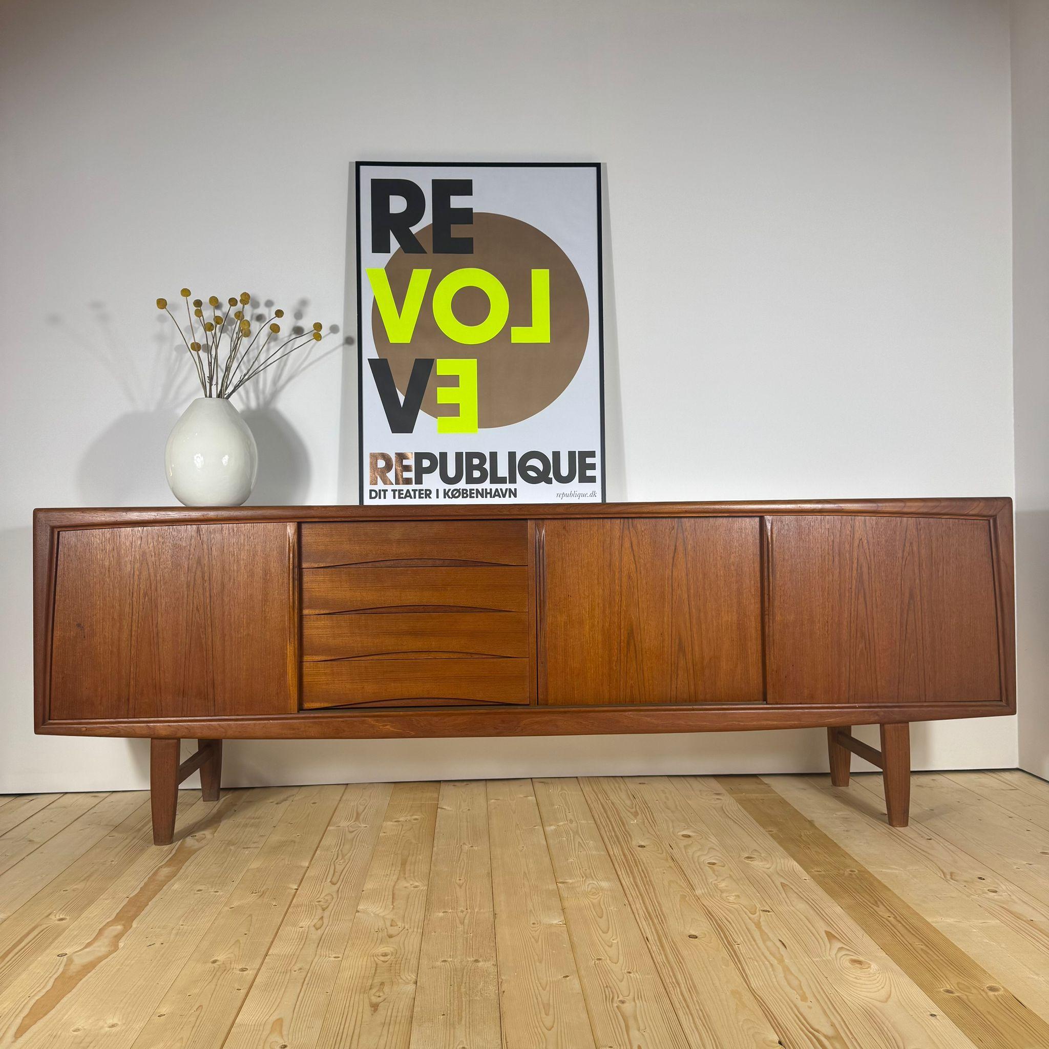 Mid Century Sideboard aus Teakholz von Axel Christensen für ACO Mobler, Dänemark 1960 im Angebot 3