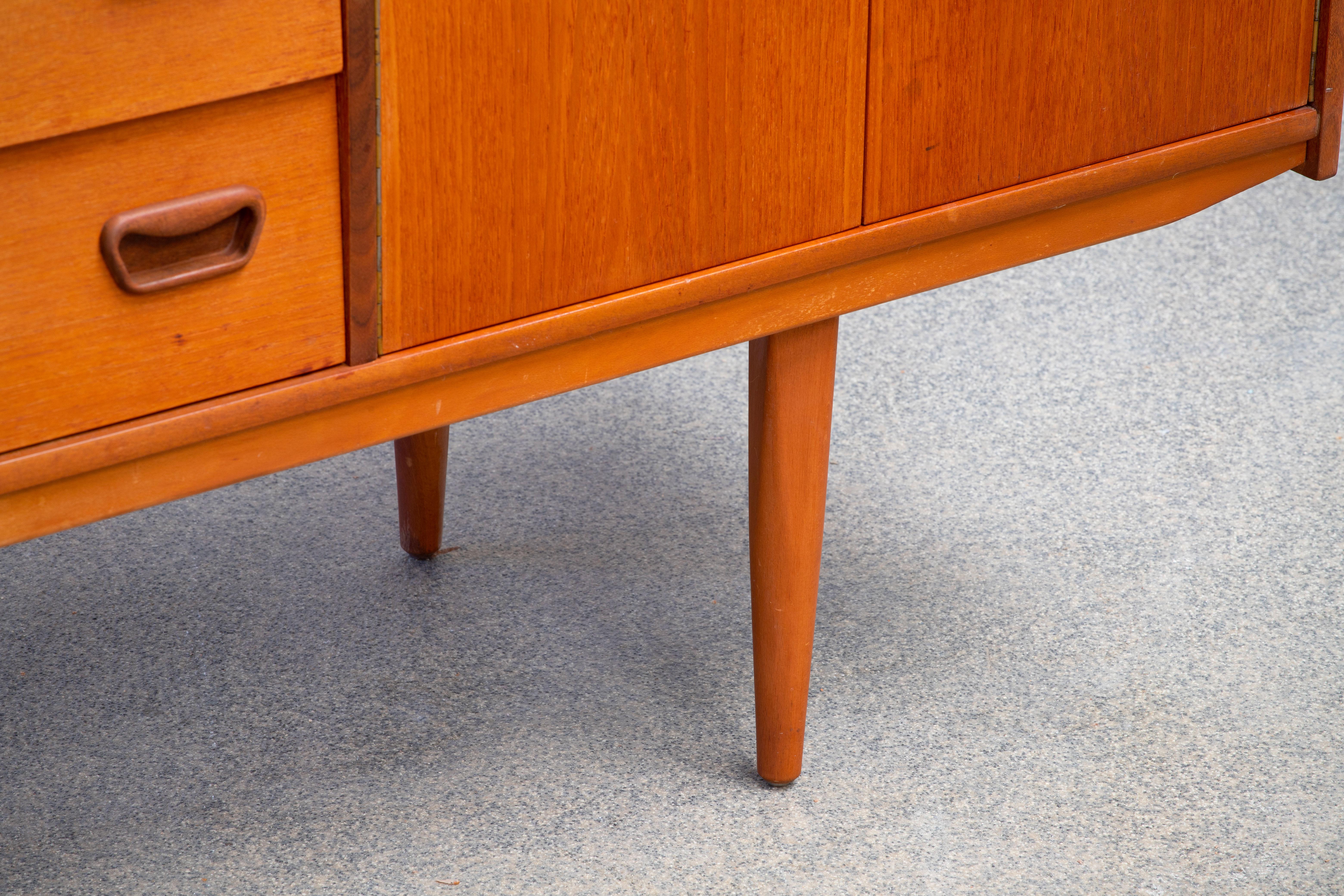 Mid-Century Sideboard in Teak, Denmark, 1960s For Sale 3