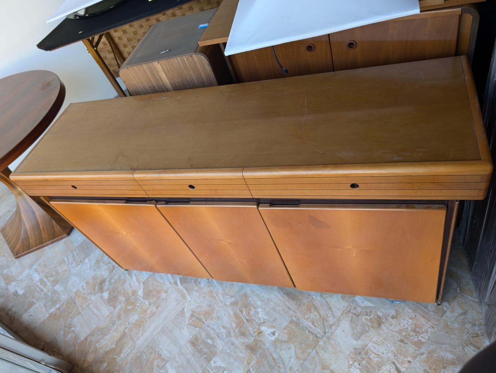 Mid-Century Modern Mid-Century Sideboard in the style of Maxalto, 1970s
