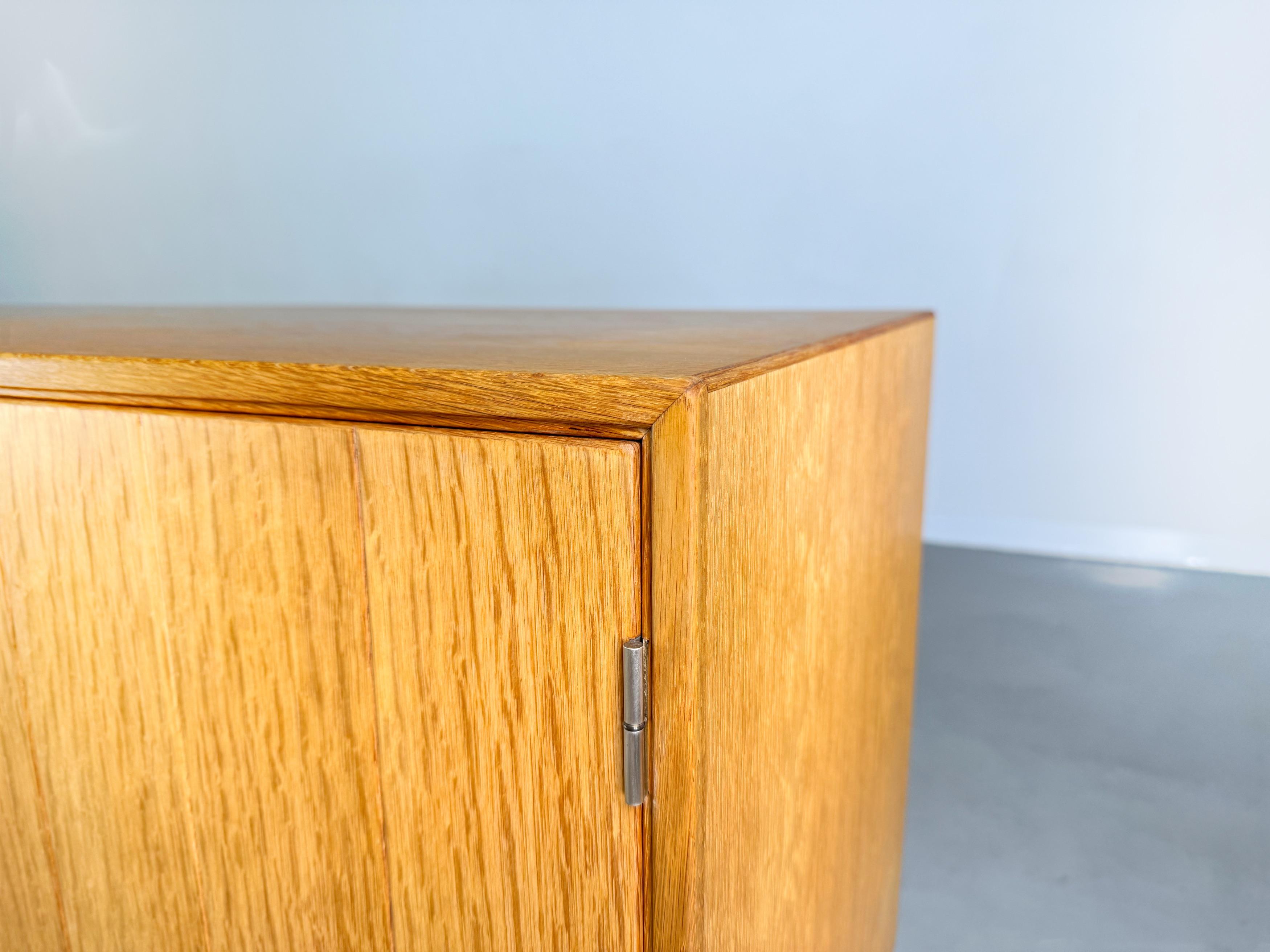 Mid Century Sideboard KP Møbler Kurt Ostervig Oak 1