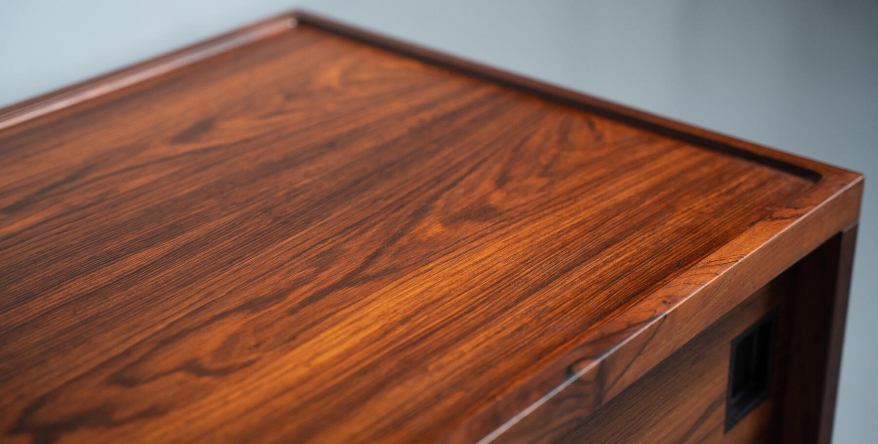 Credenza di metà secolo Model 20 di Niels O. Moller, Mobelfabrik, Danimarca, anni '60 in vendita 4